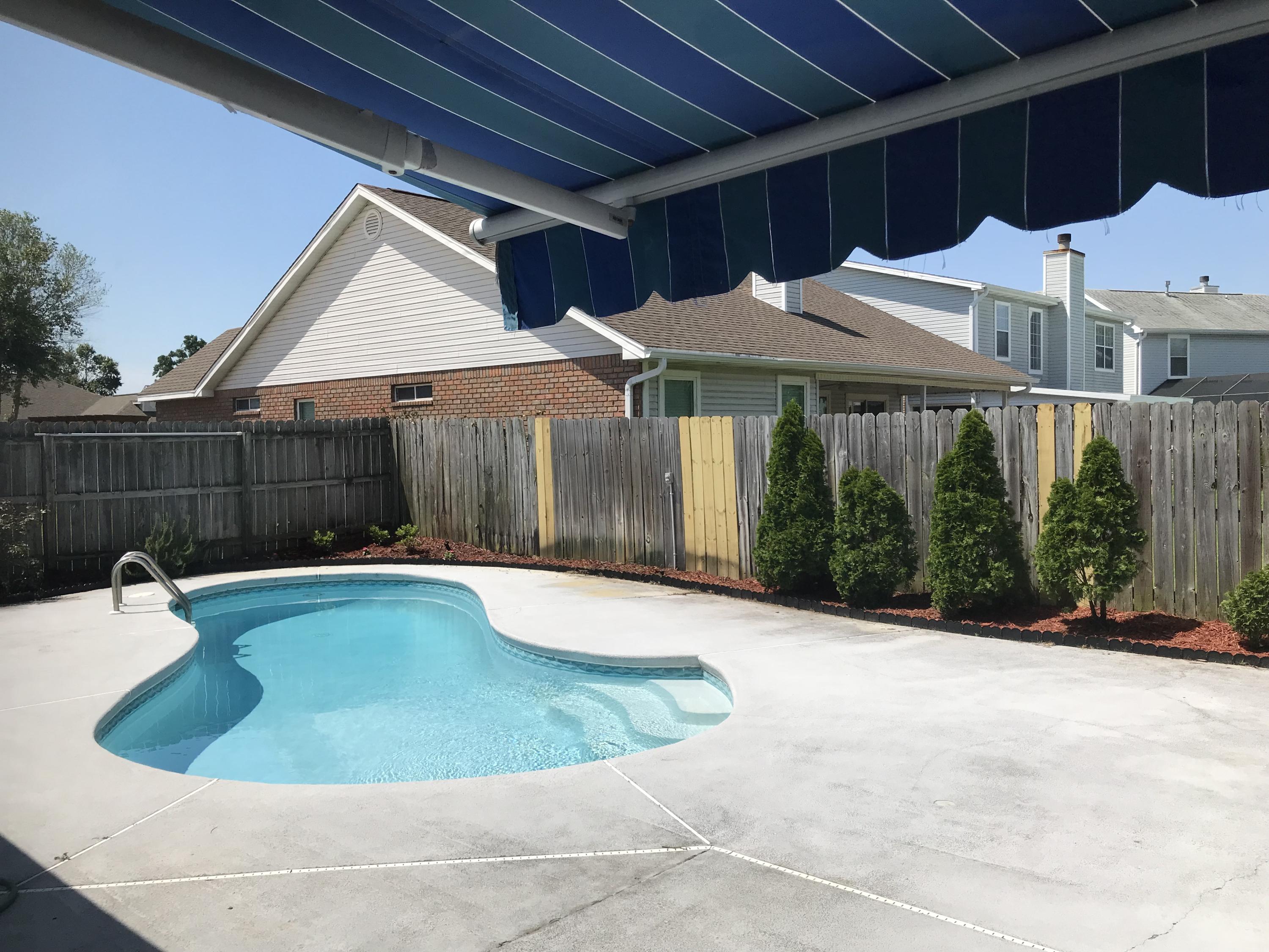 HARBOR BREEZE - Residential Lease