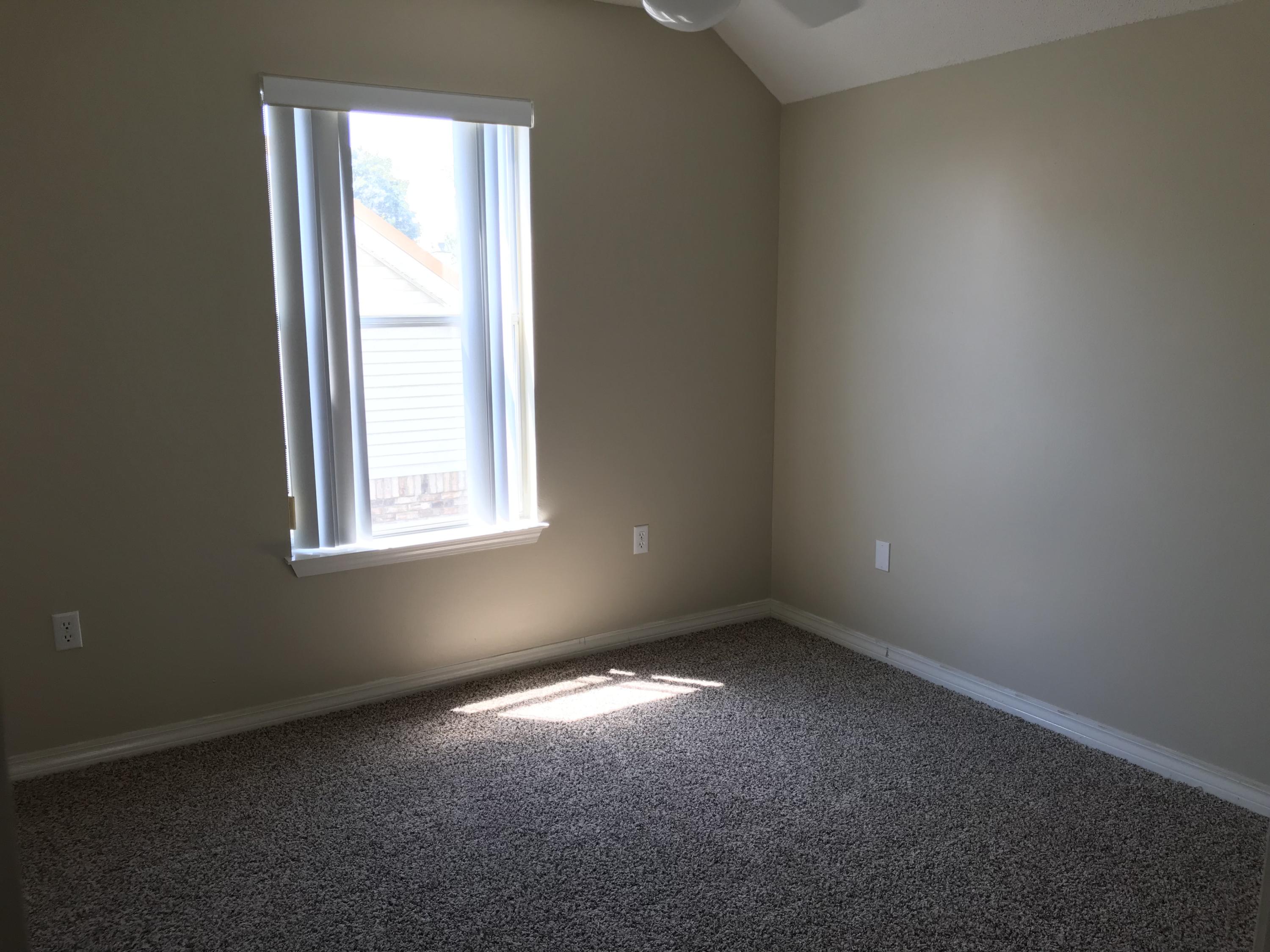 HARBOR BREEZE - Residential Lease