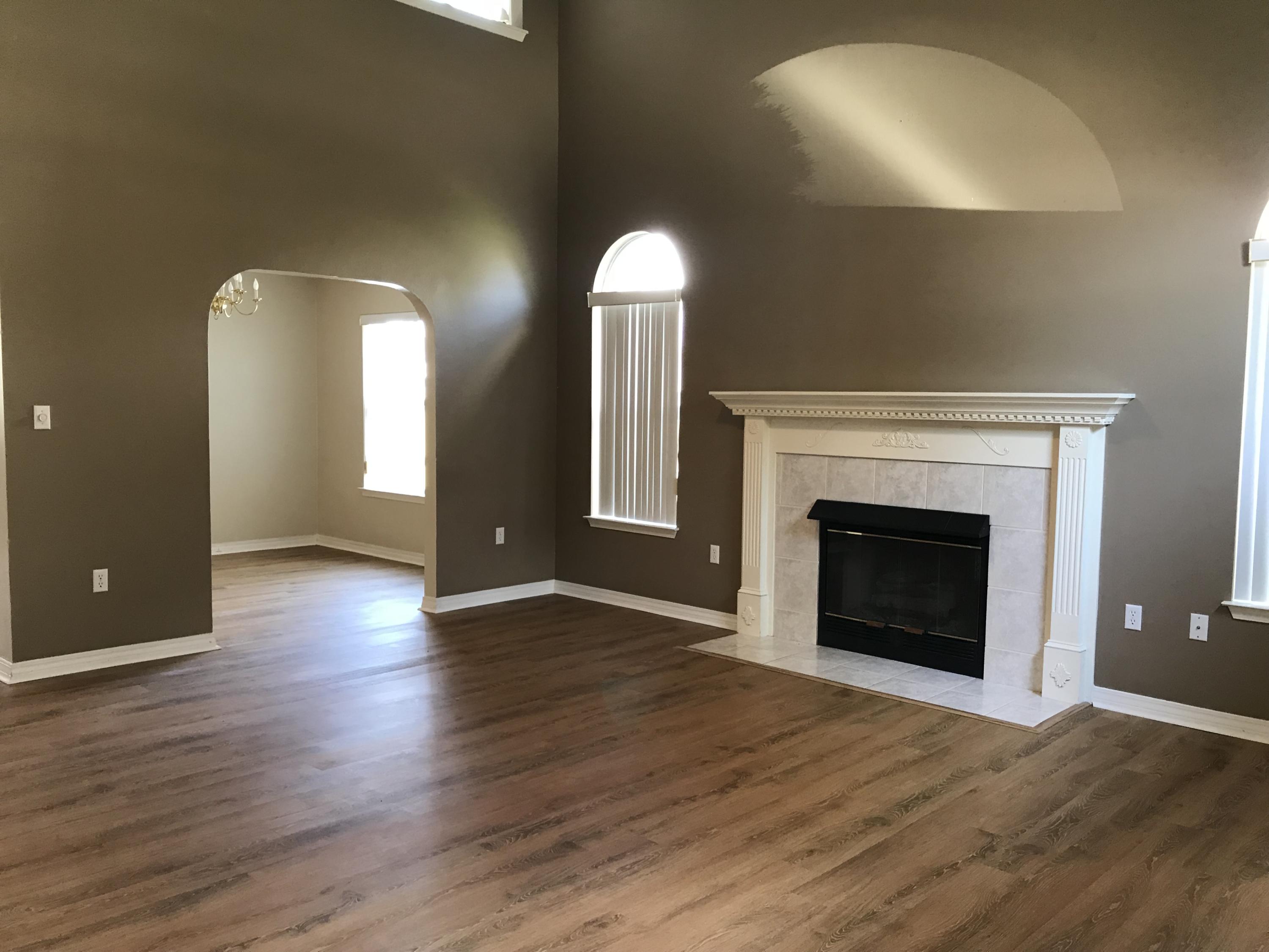 HARBOR BREEZE - Residential Lease