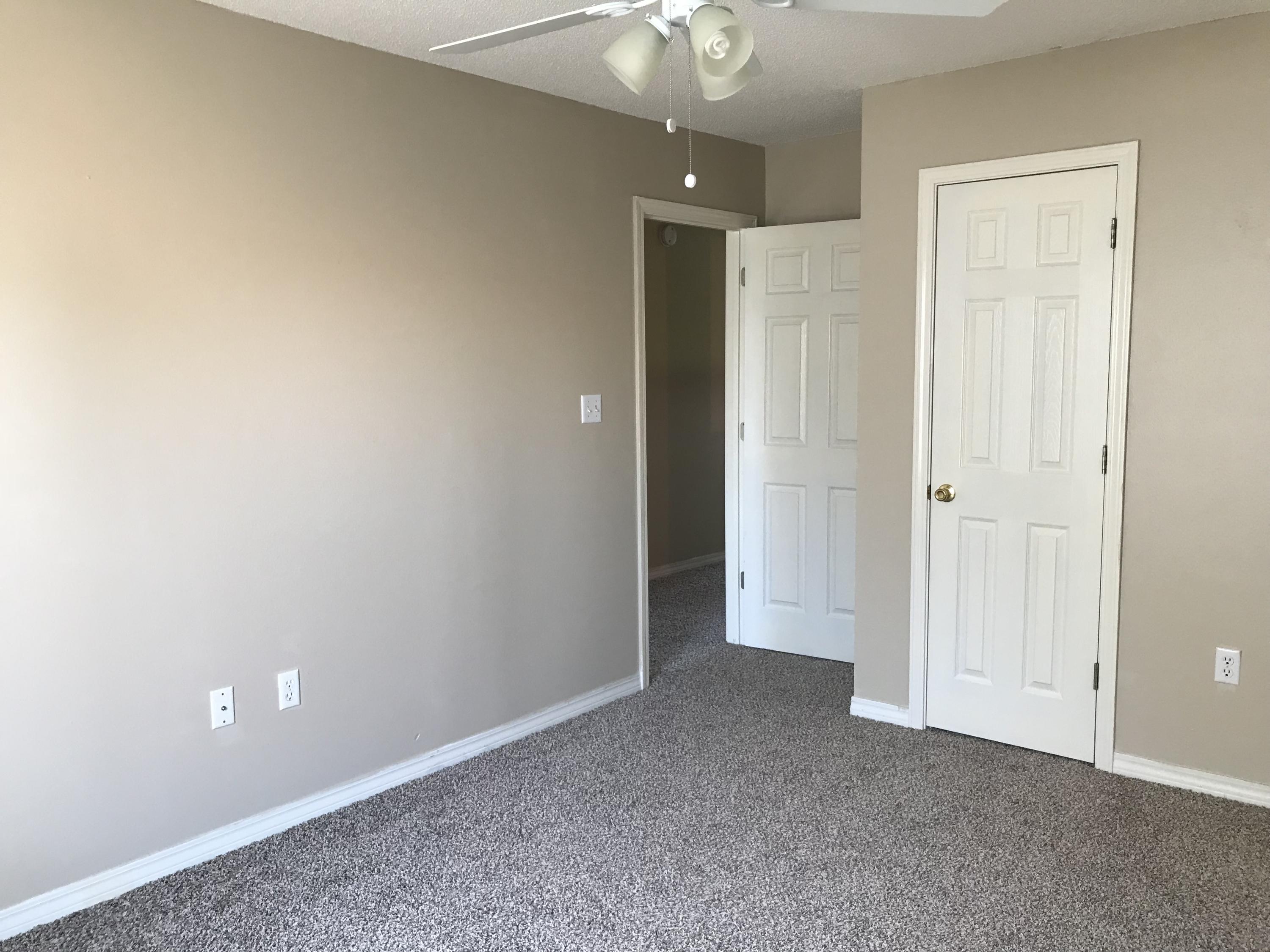 HARBOR BREEZE - Residential Lease