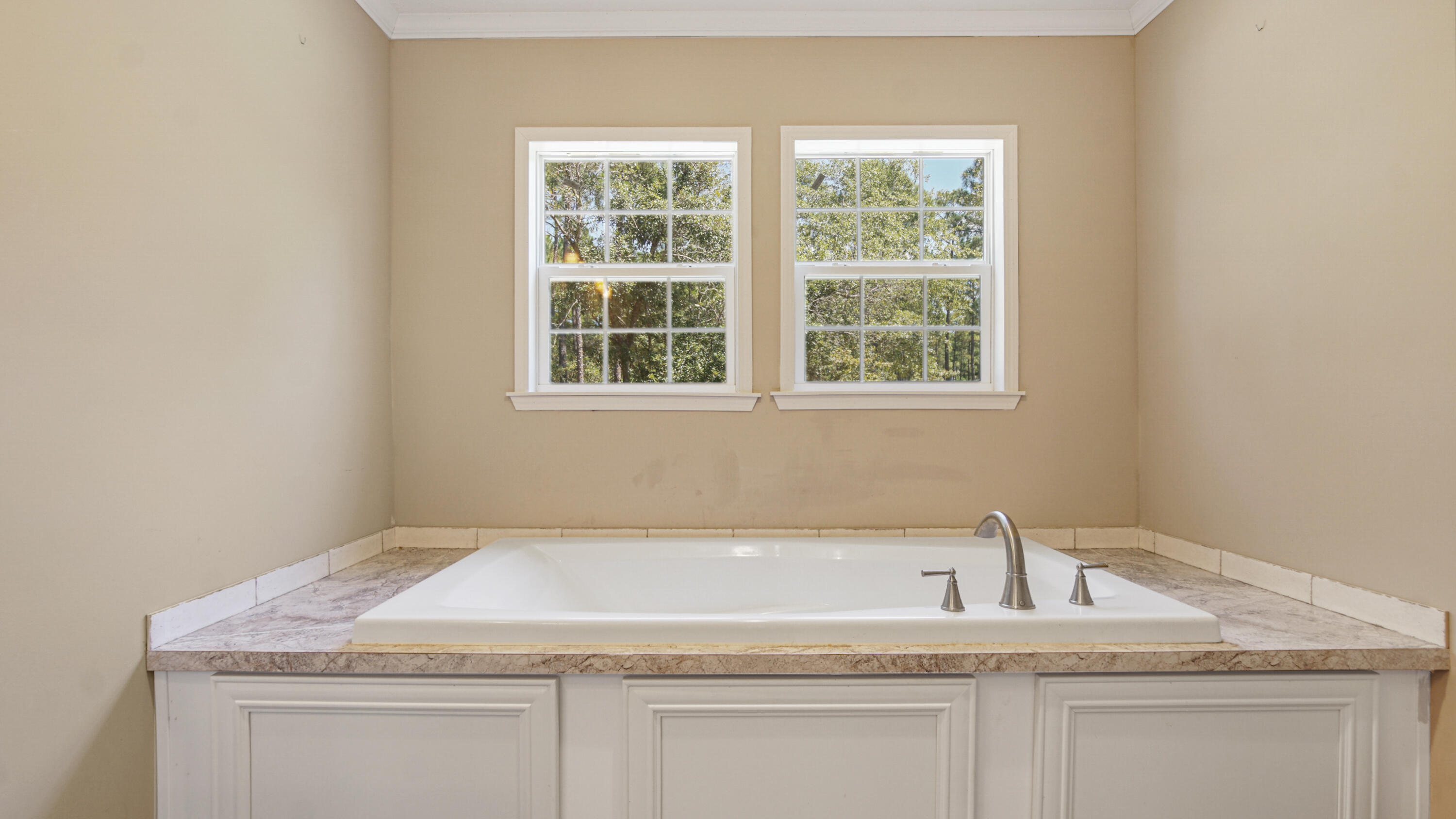 WALTON PLANTATION - Residential