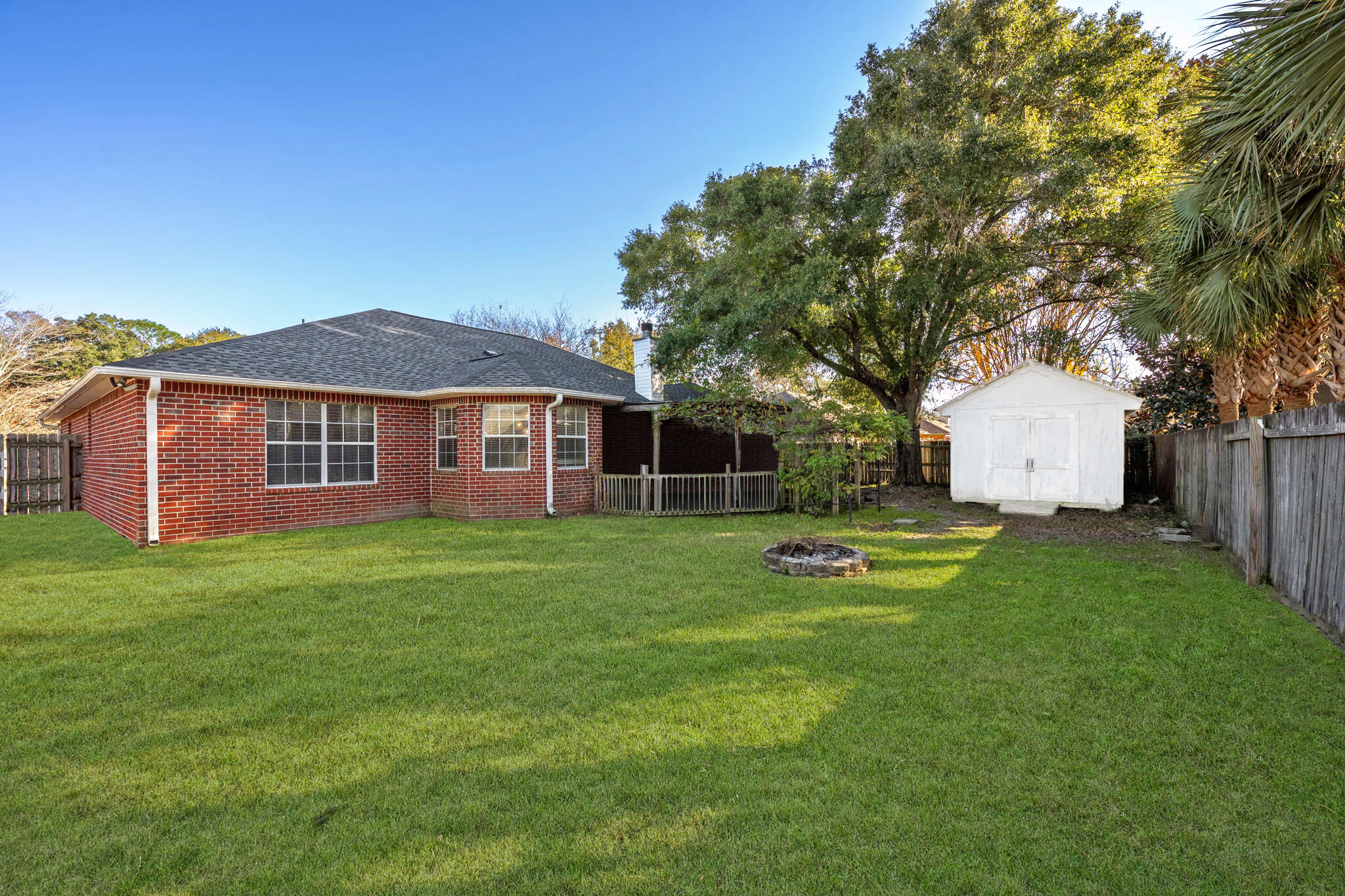 SUMMERDALE - Residential