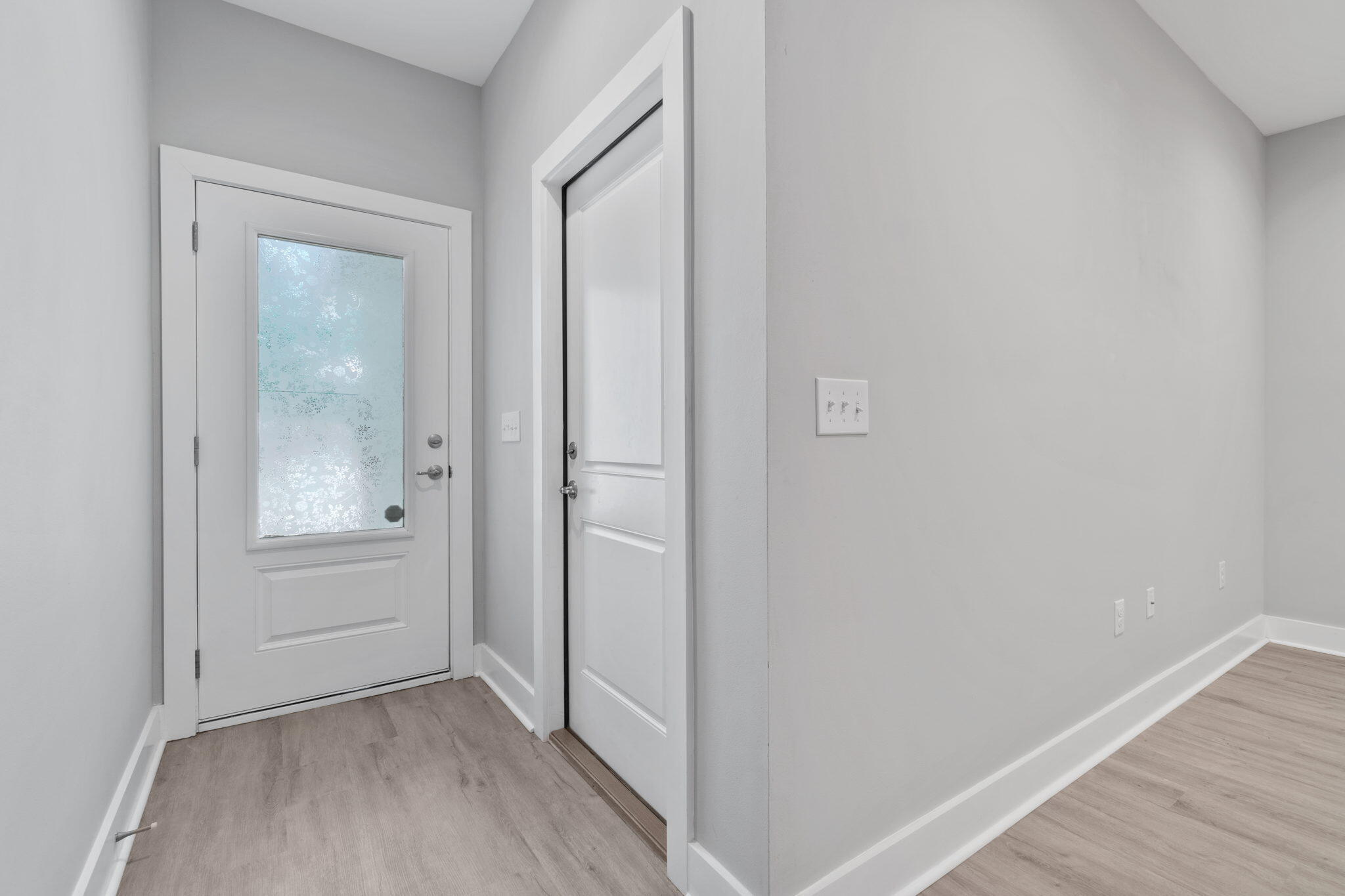 HIDDEN BAY VILLAGE - Residential Lease