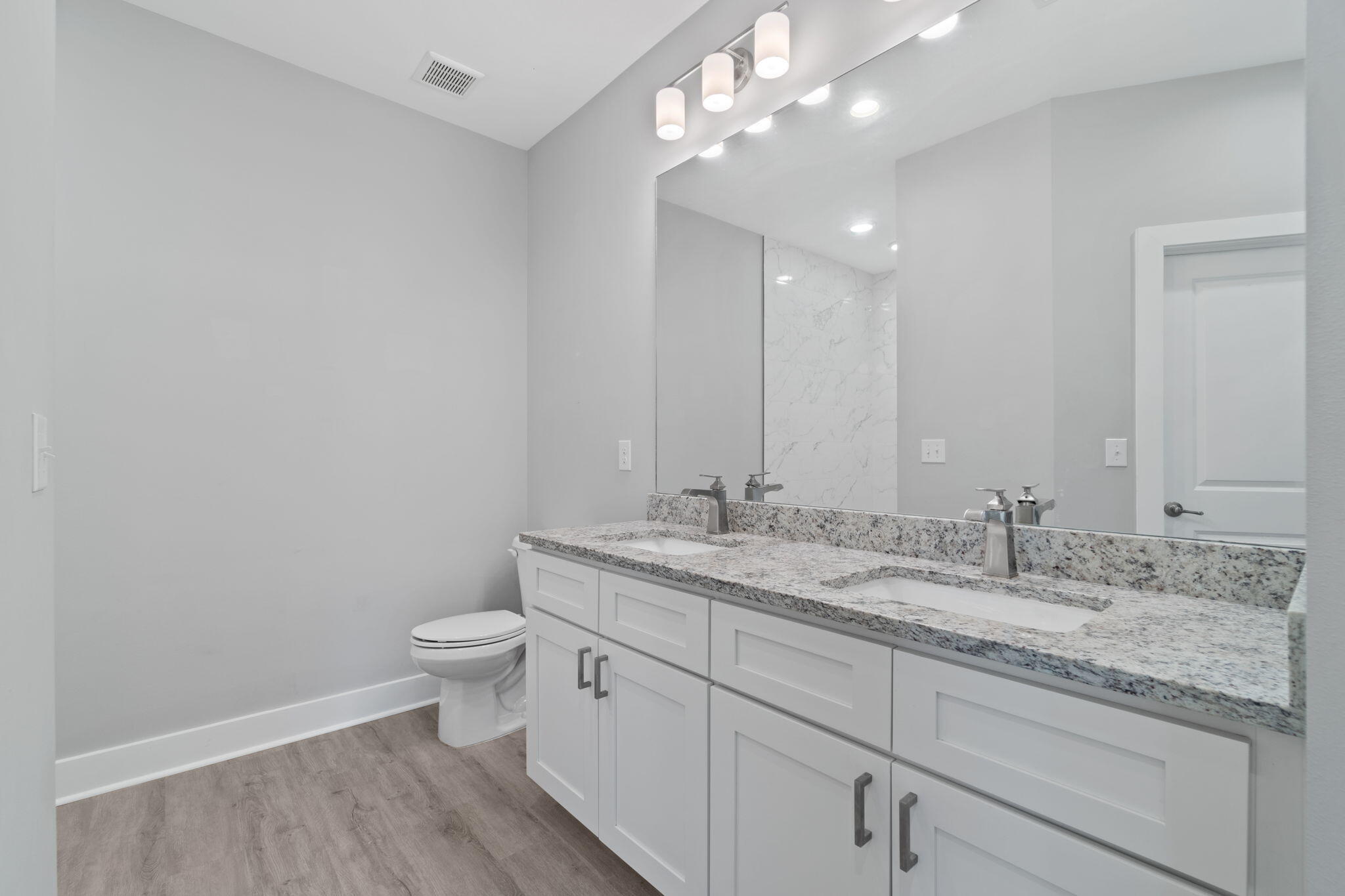 HIDDEN BAY VILLAGE - Residential Lease