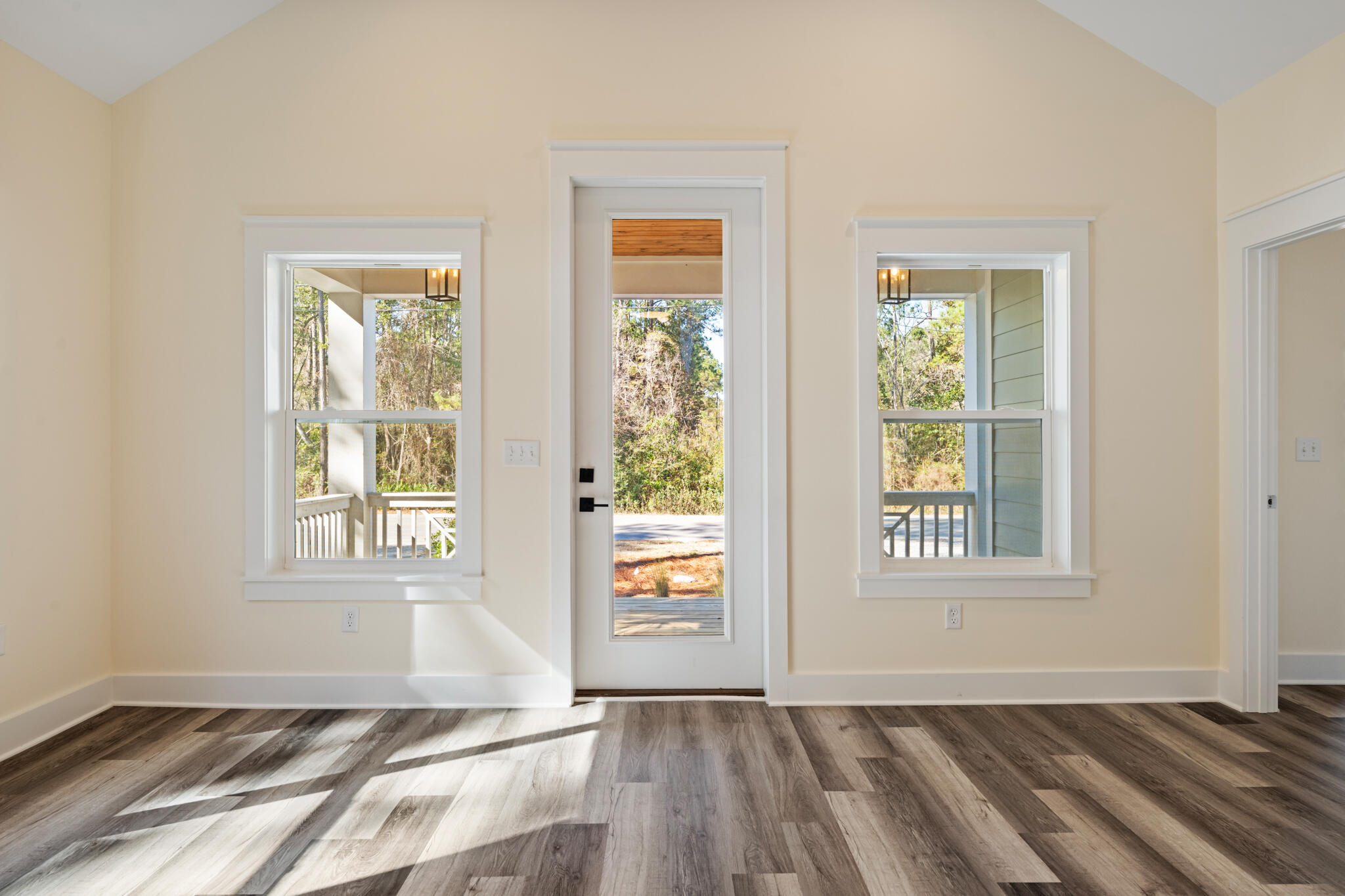 TOWN OF SANTA ROSA - Residential