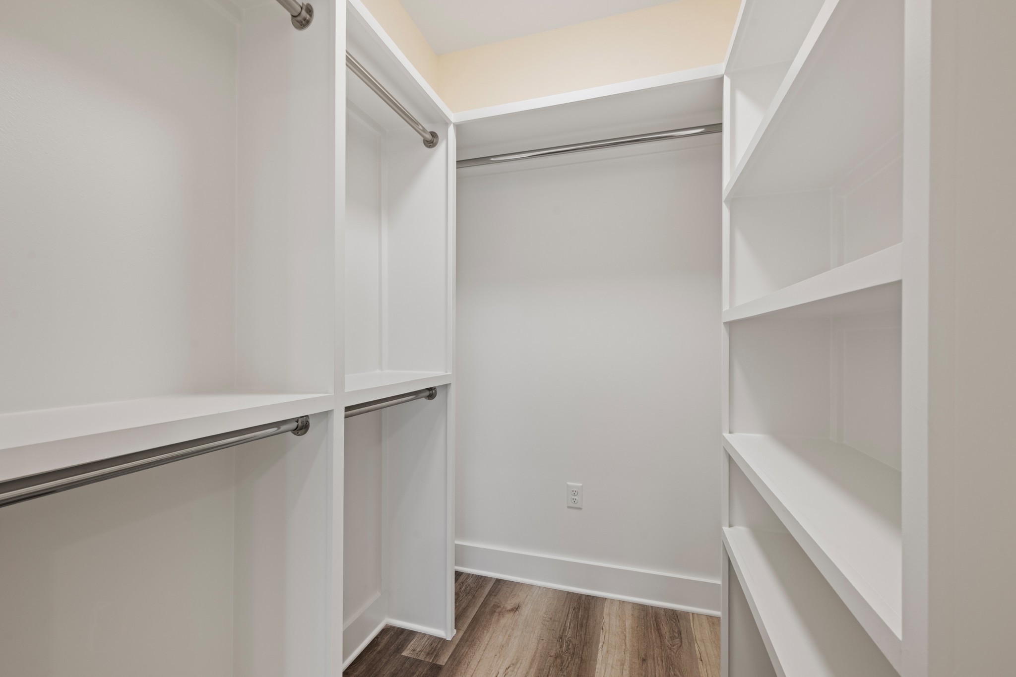 TOWN OF SANTA ROSA - Residential