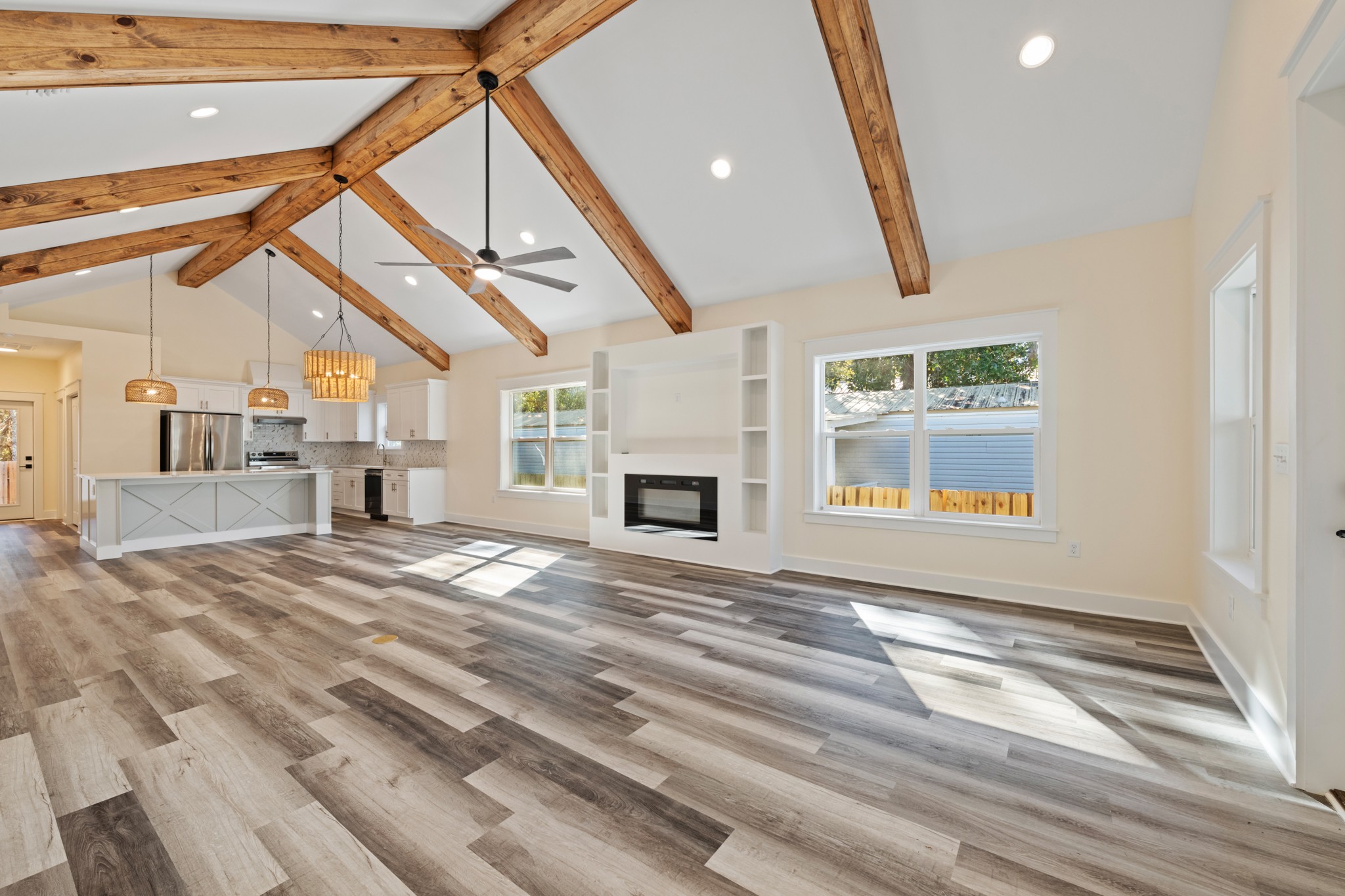 TOWN OF SANTA ROSA - Residential