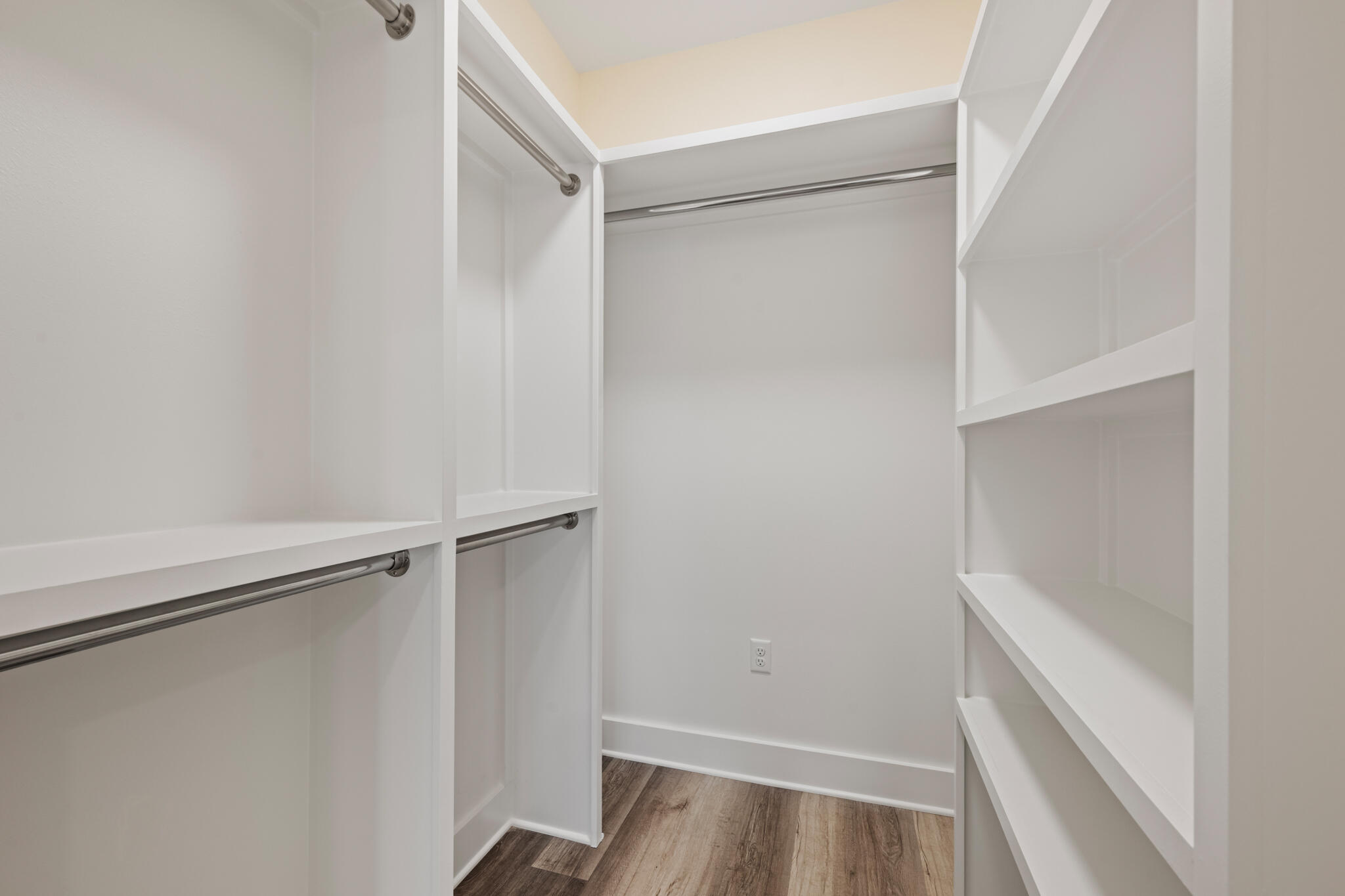 TOWN OF SANTA ROSA - Residential