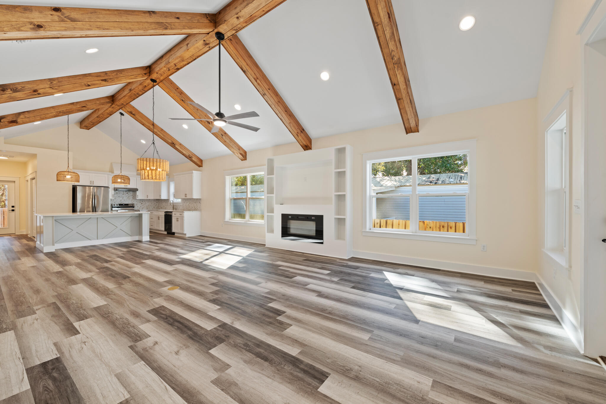 TOWN OF SANTA ROSA - Residential