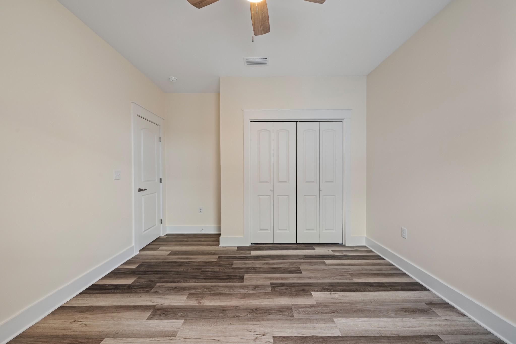 TOWN OF SANTA ROSA - Residential