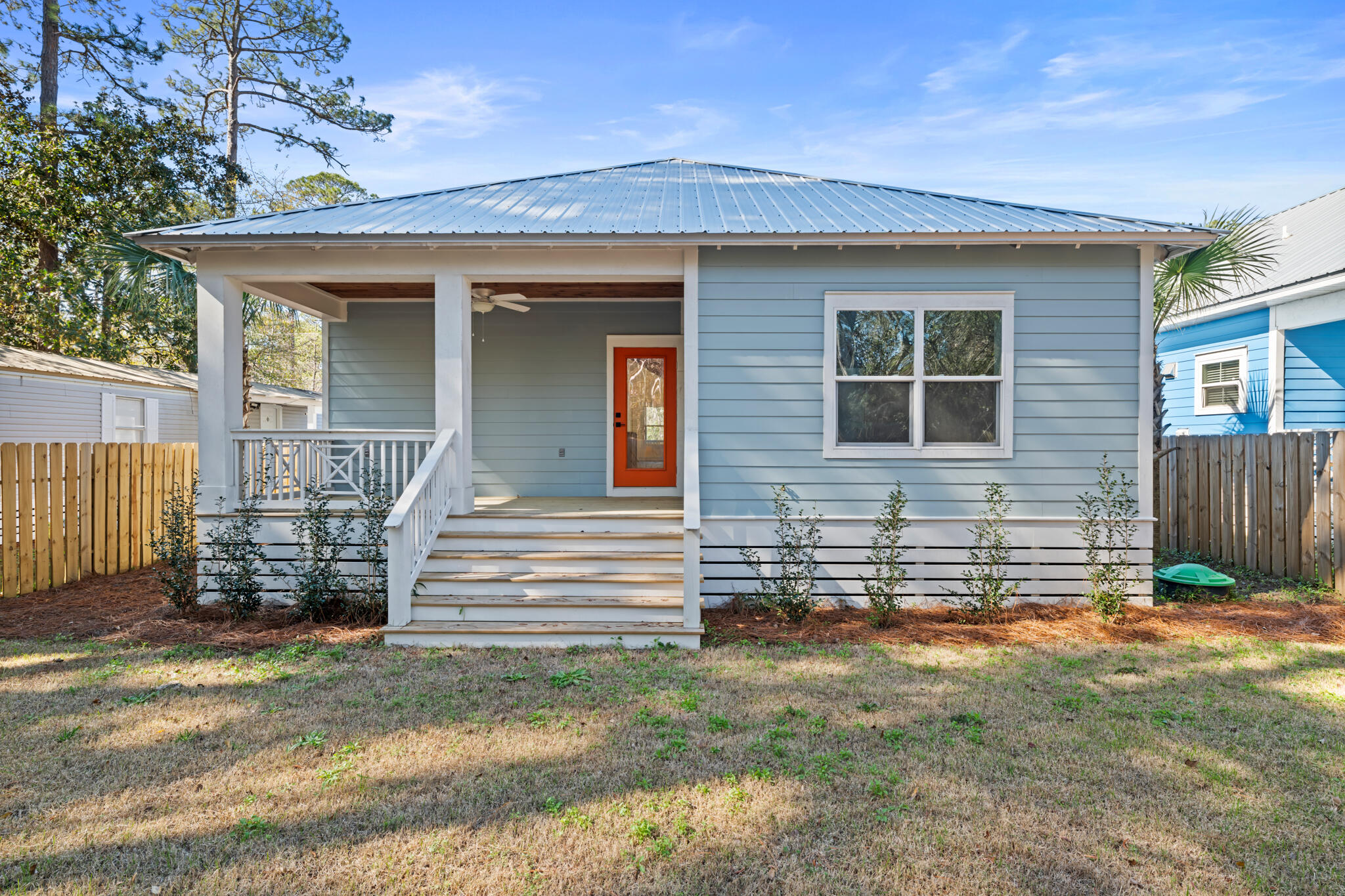 TOWN OF SANTA ROSA - Residential