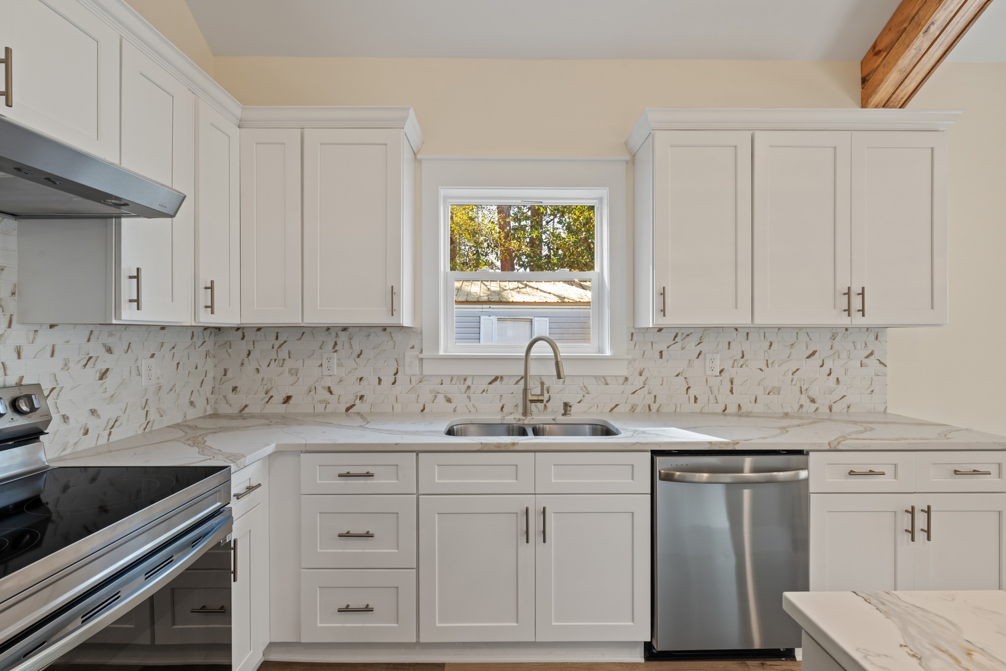 TOWN OF SANTA ROSA - Residential