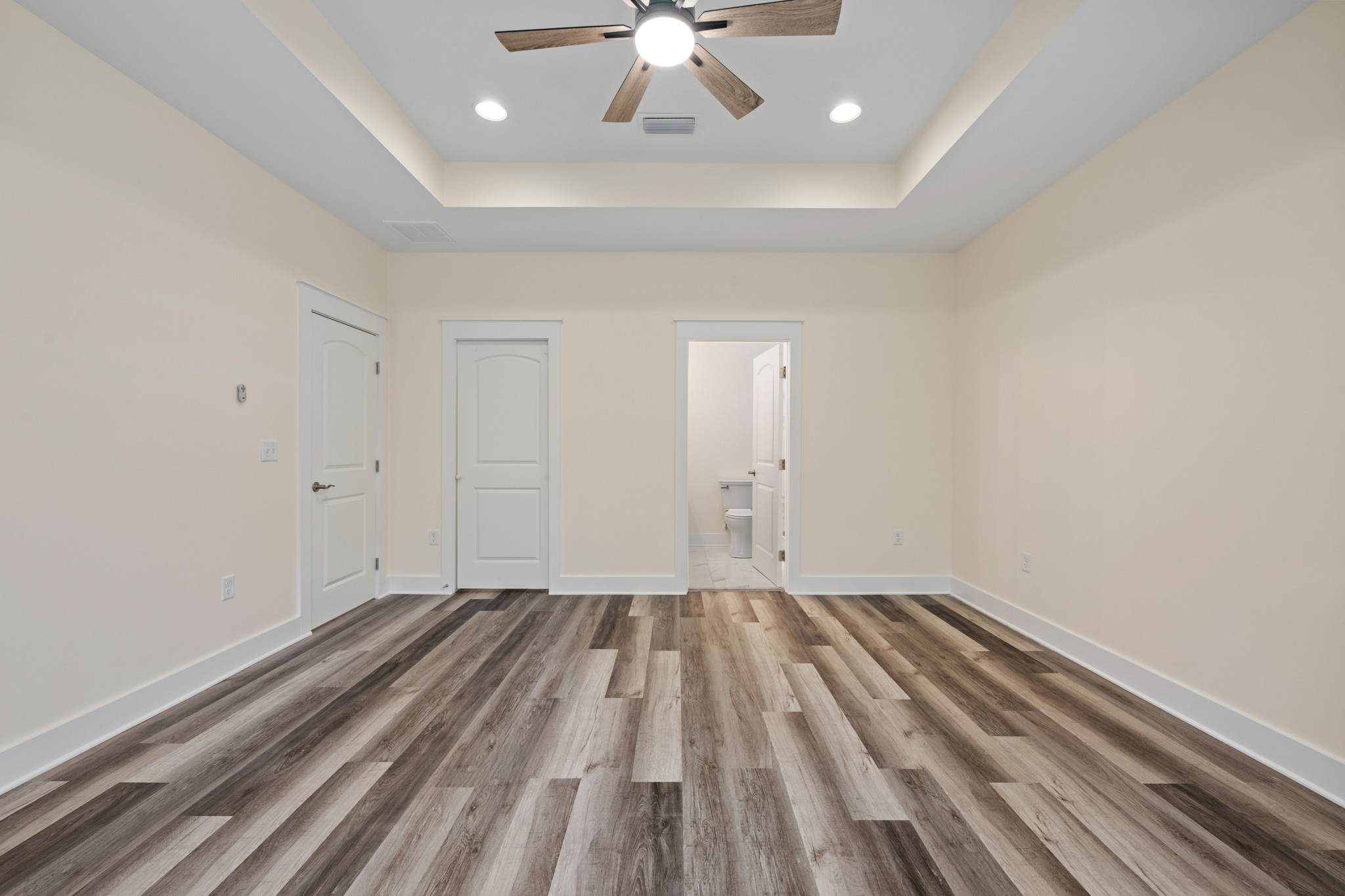 TOWN OF SANTA ROSA - Residential