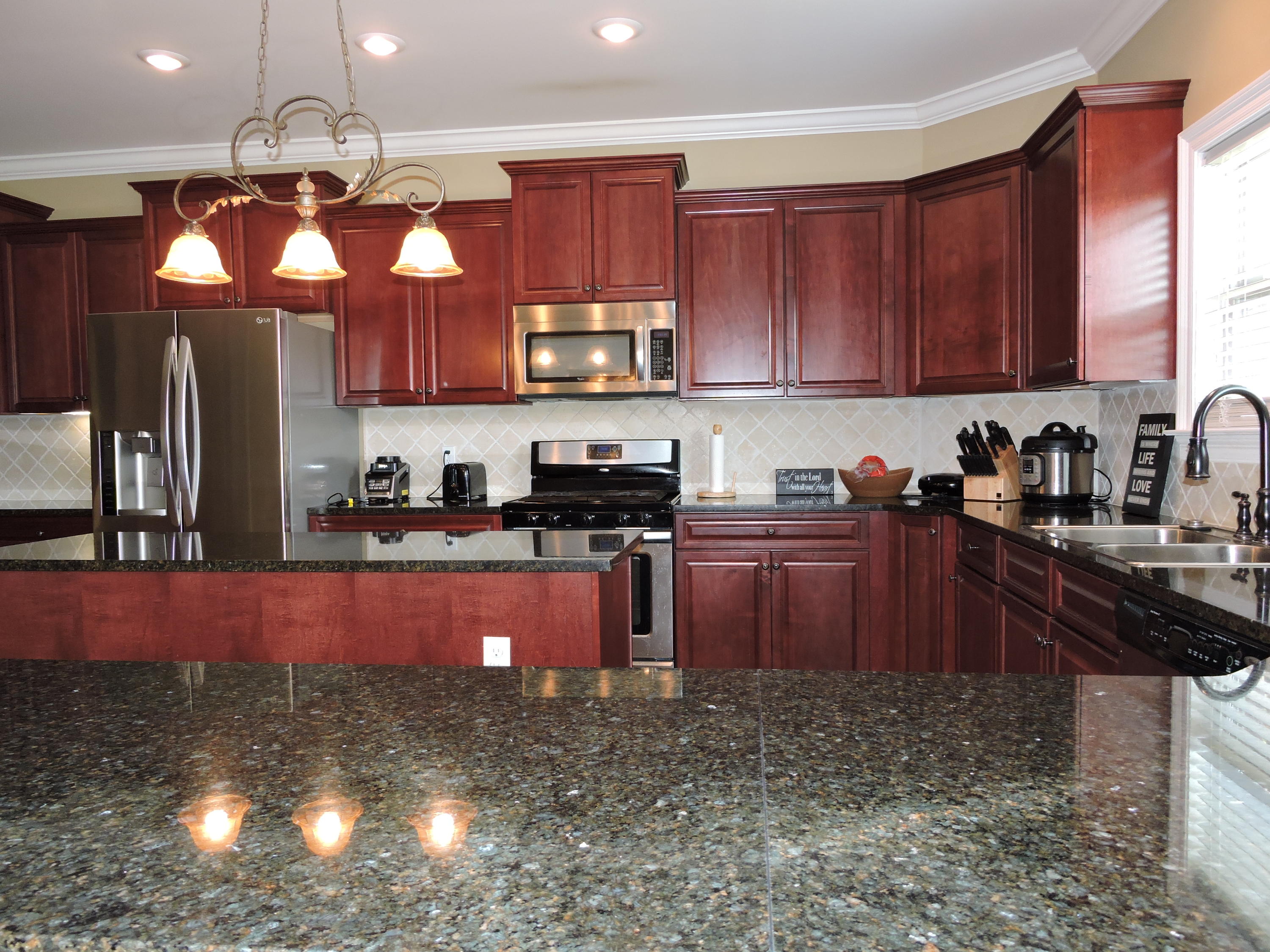 VIRGINIA RIDGE - Residential