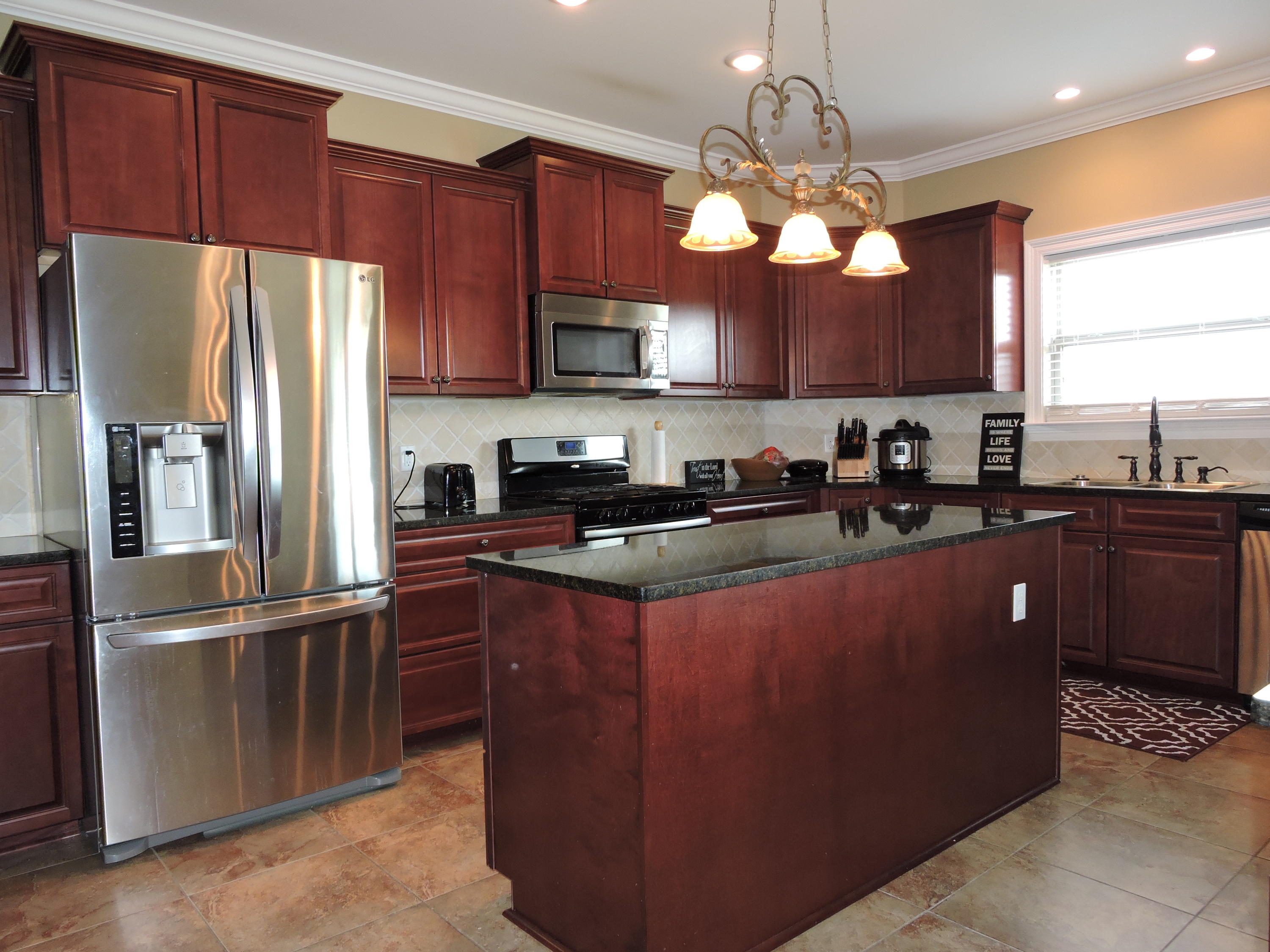 VIRGINIA RIDGE - Residential