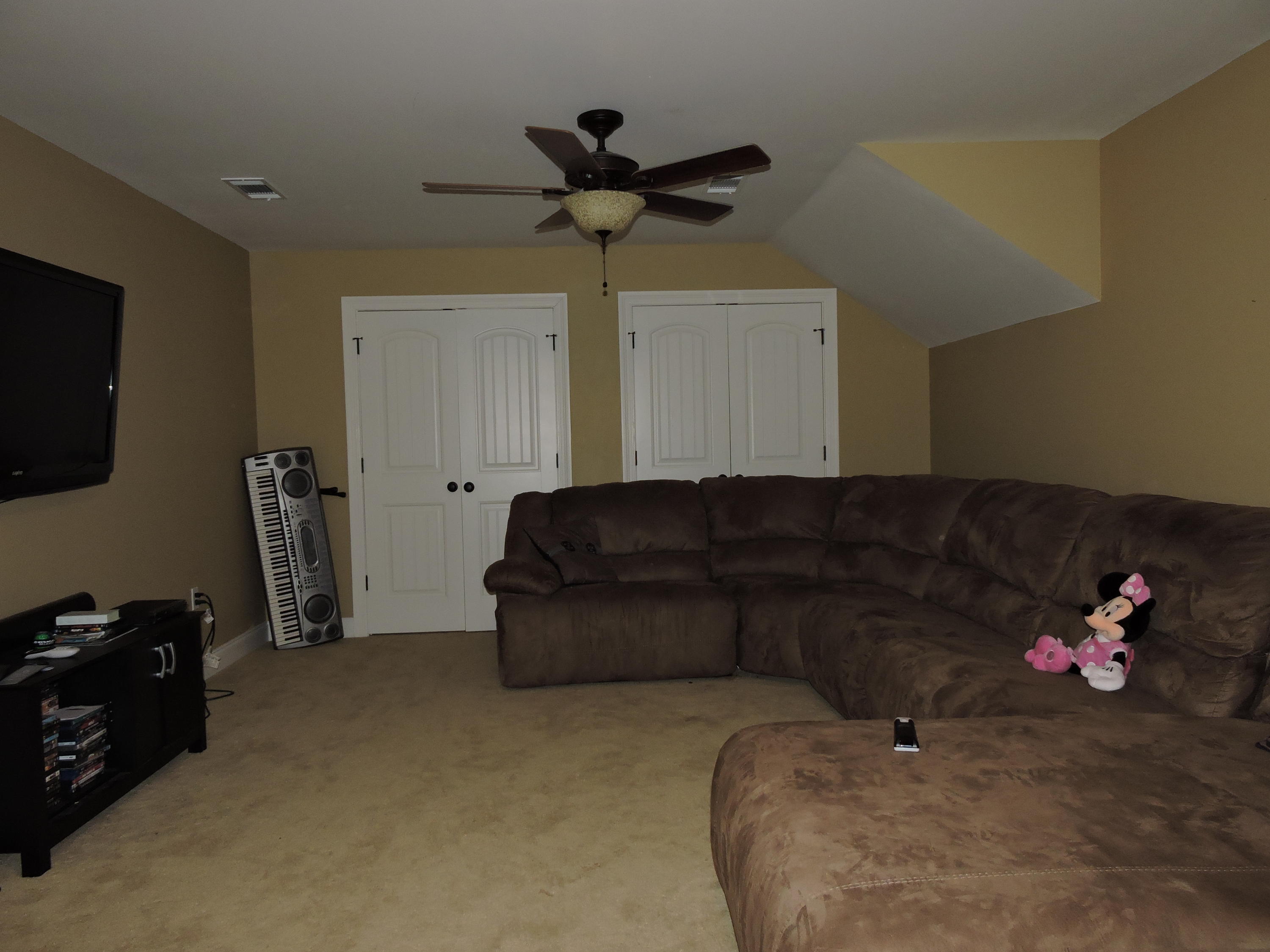 VIRGINIA RIDGE - Residential