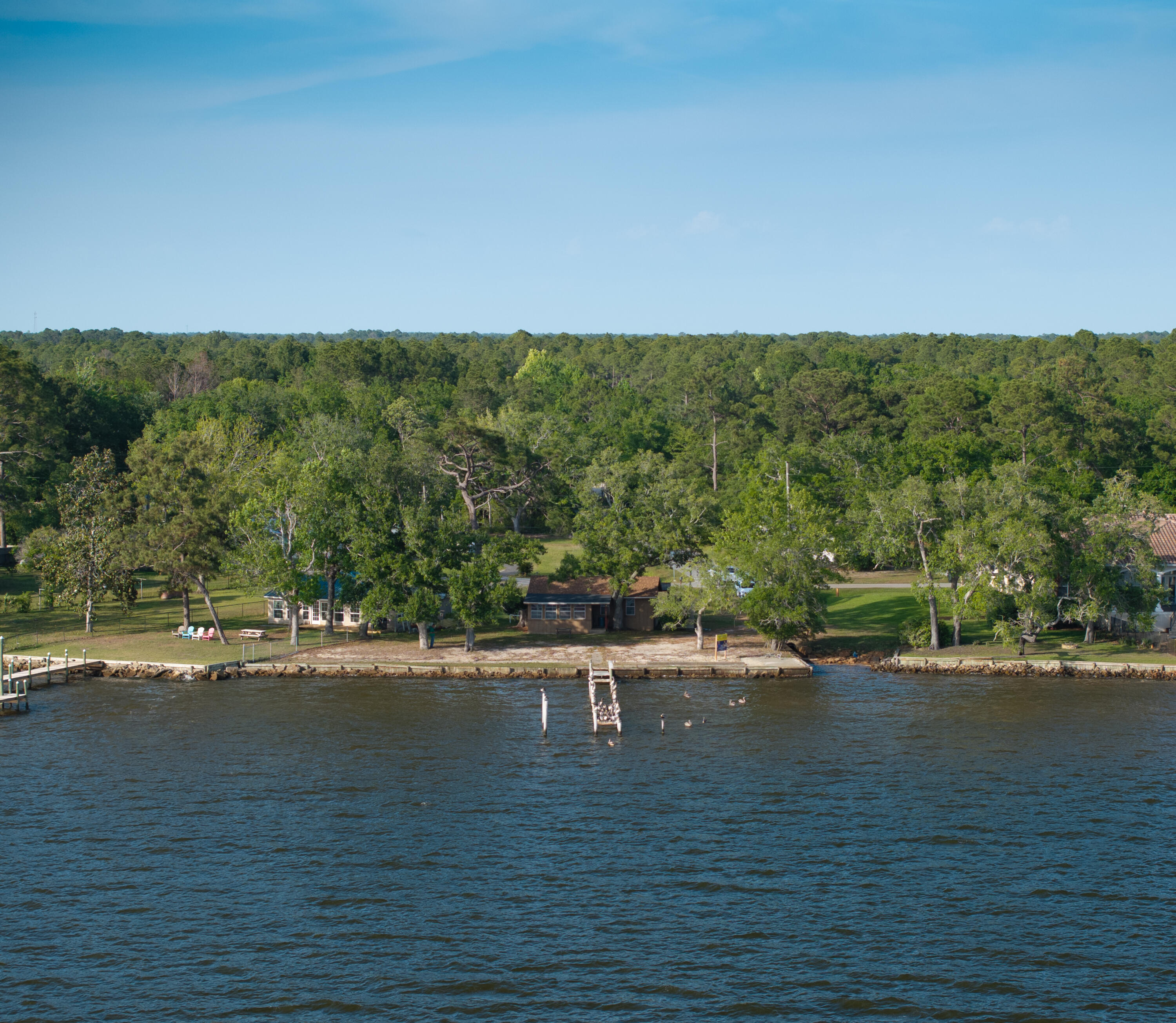 BAY GROVE - Residential