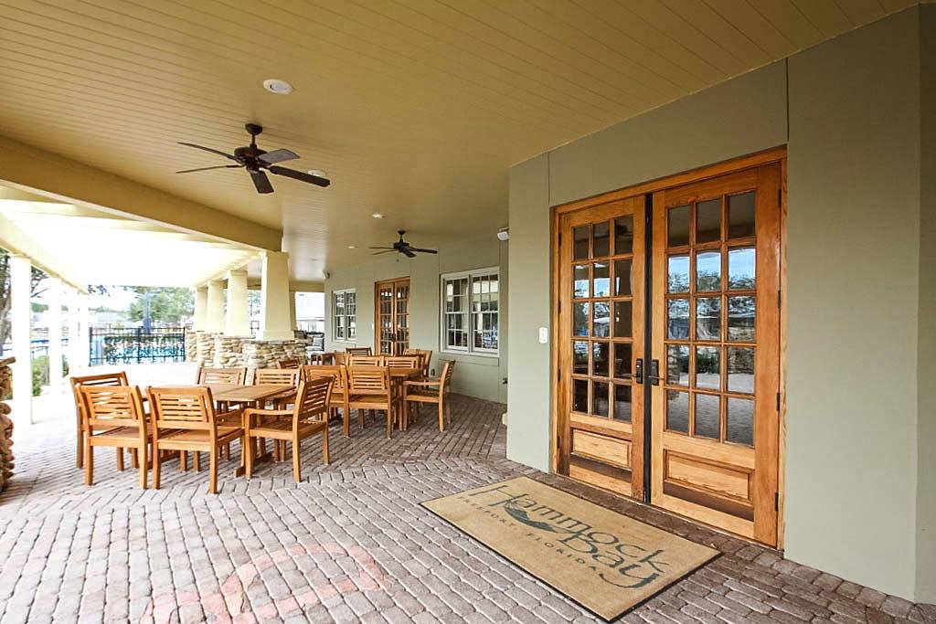 HAMMOCK BAY - Land