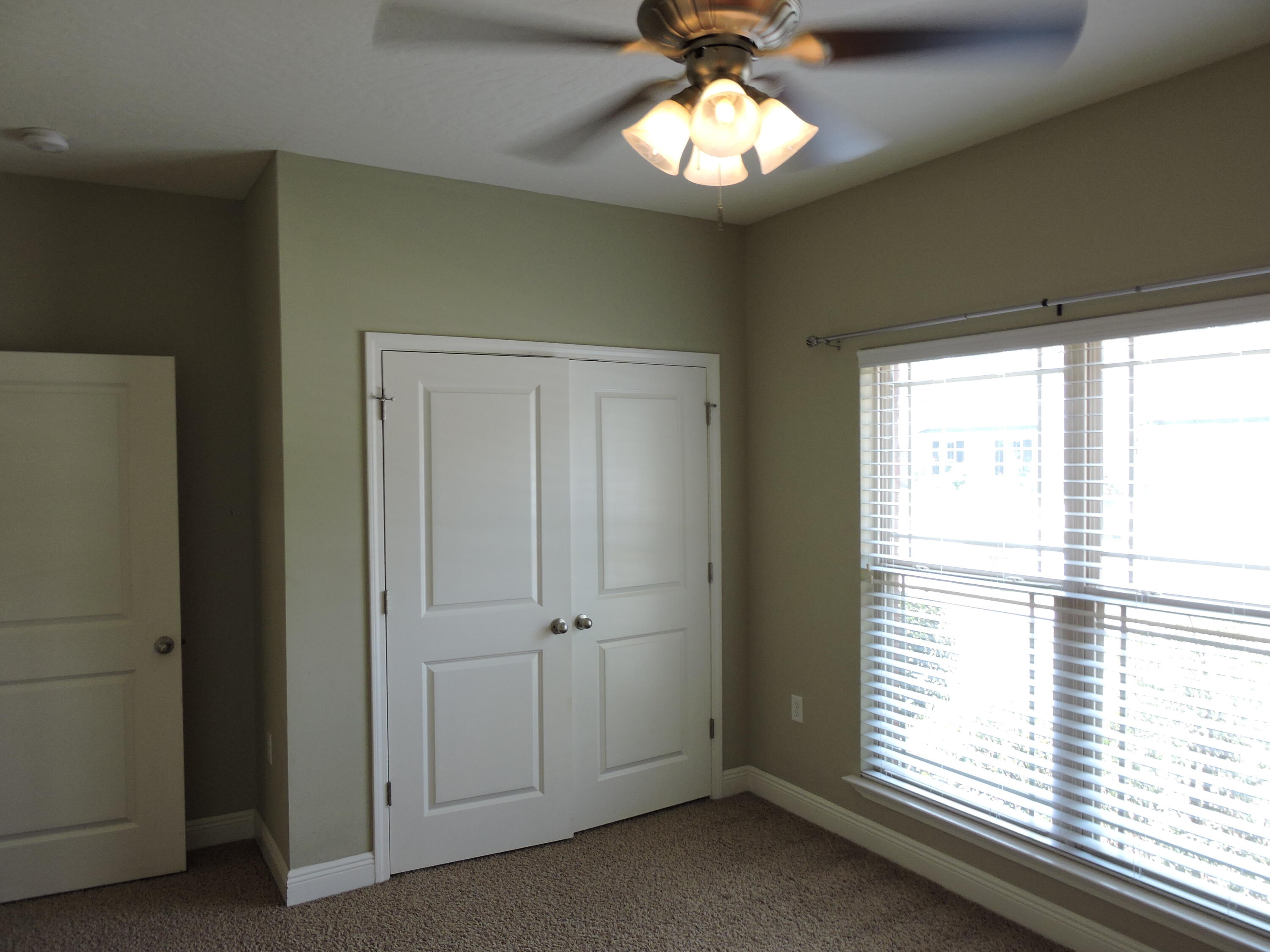 ASHTIN ESTATES - Residential Lease