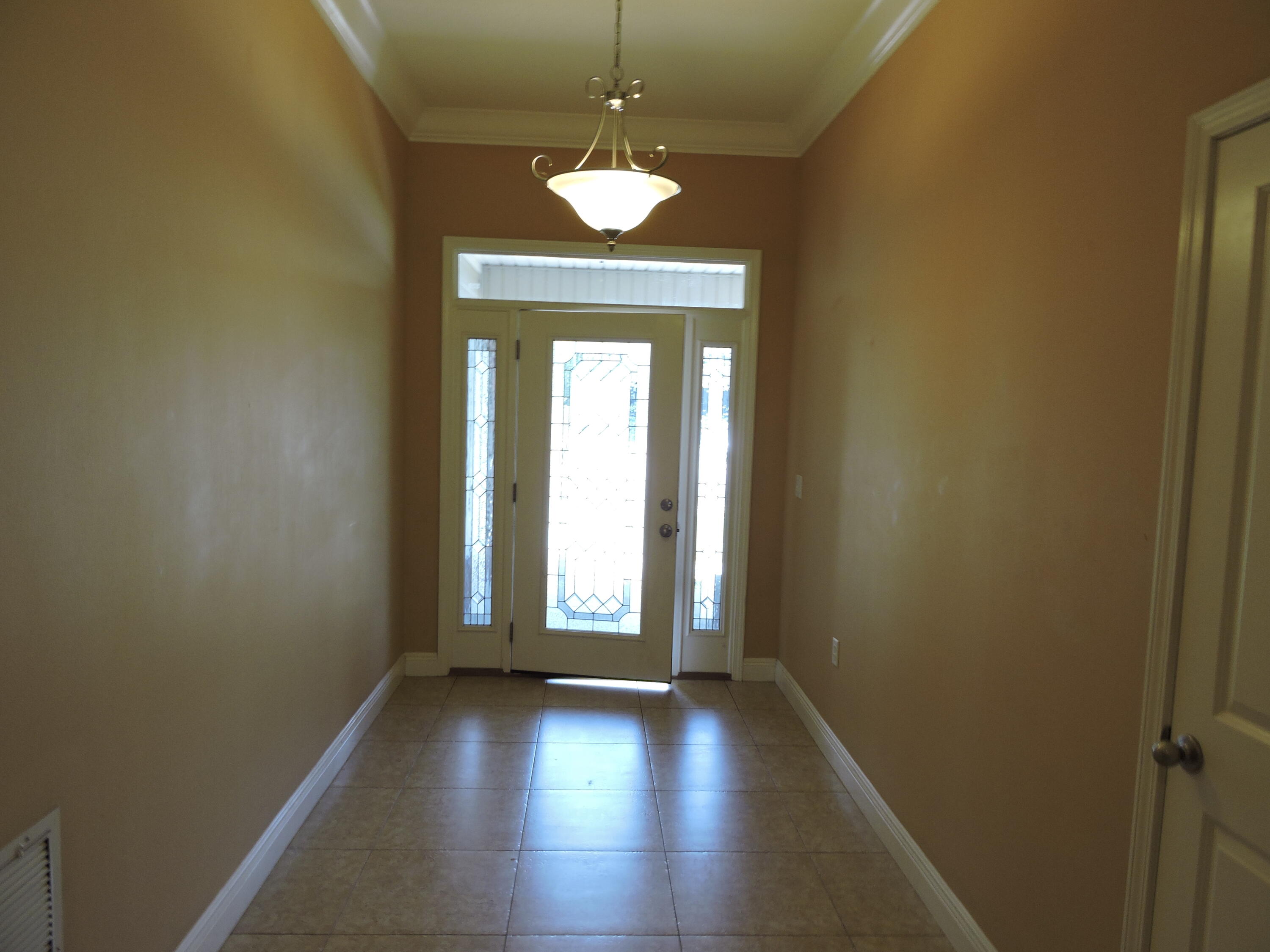 ASHTIN ESTATES - Residential Lease