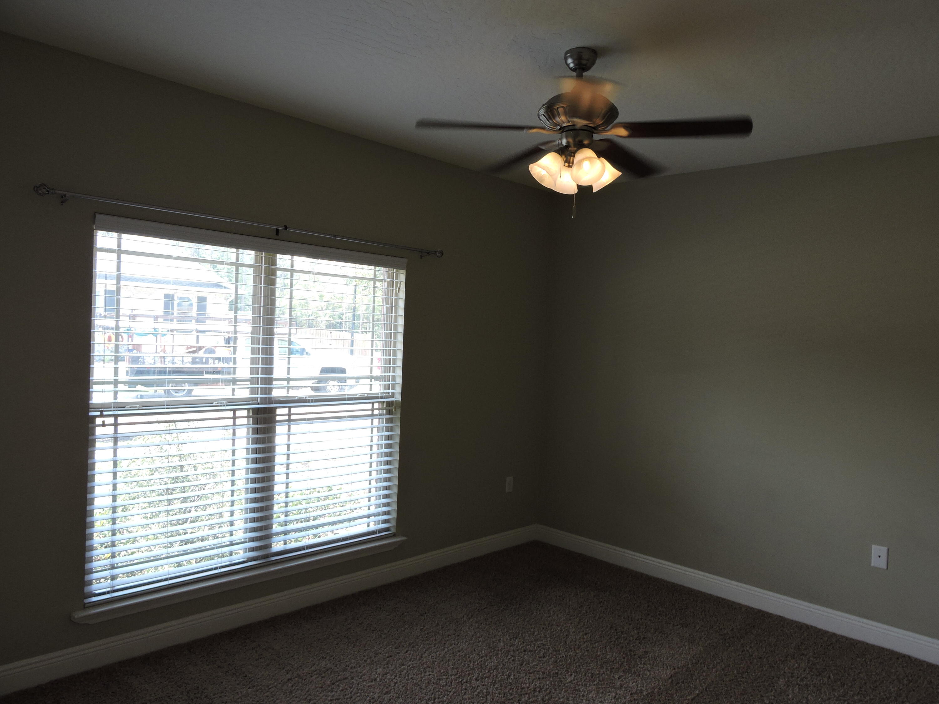 ASHTIN ESTATES - Residential Lease