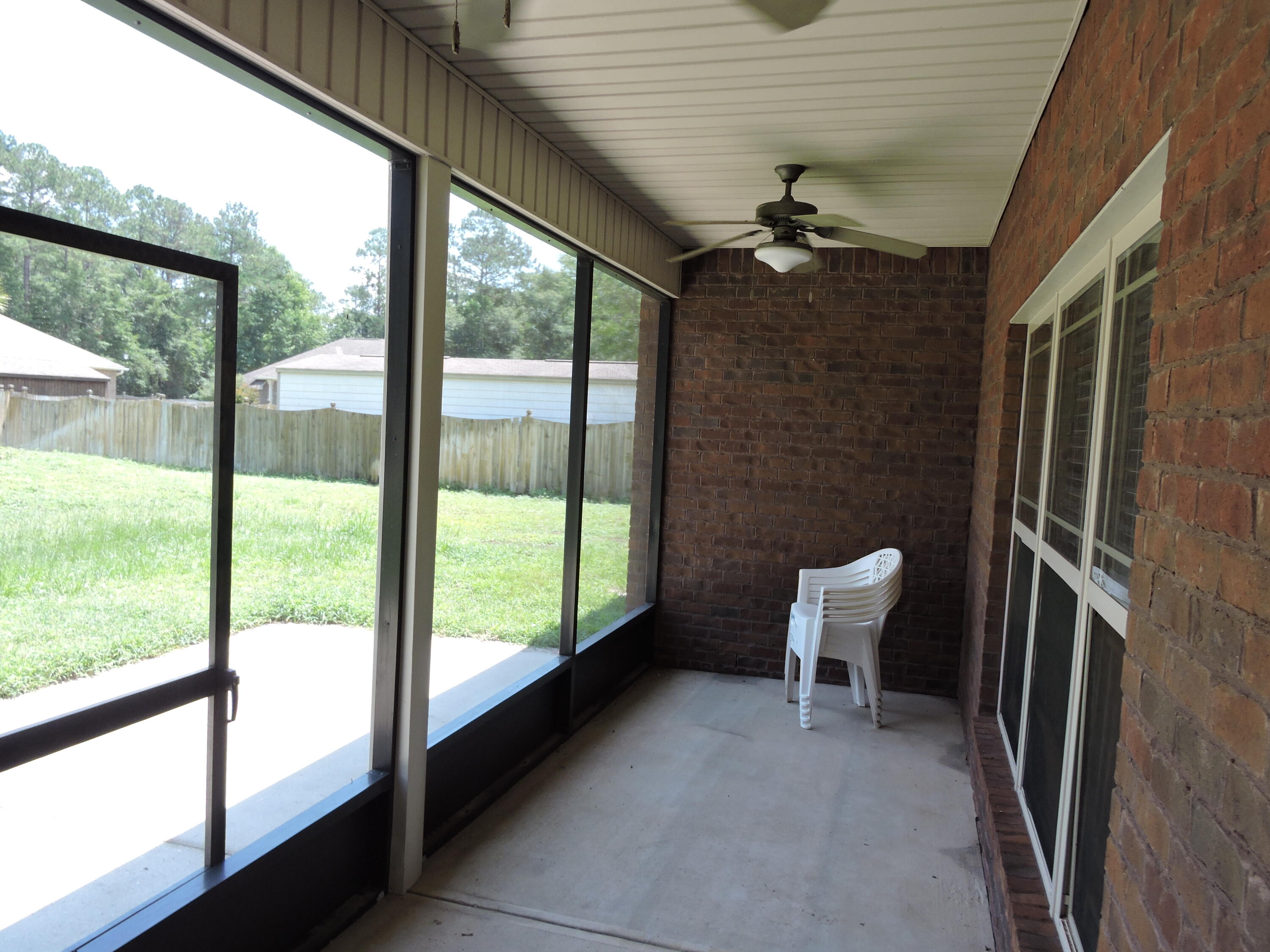 ASHTIN ESTATES - Residential Lease