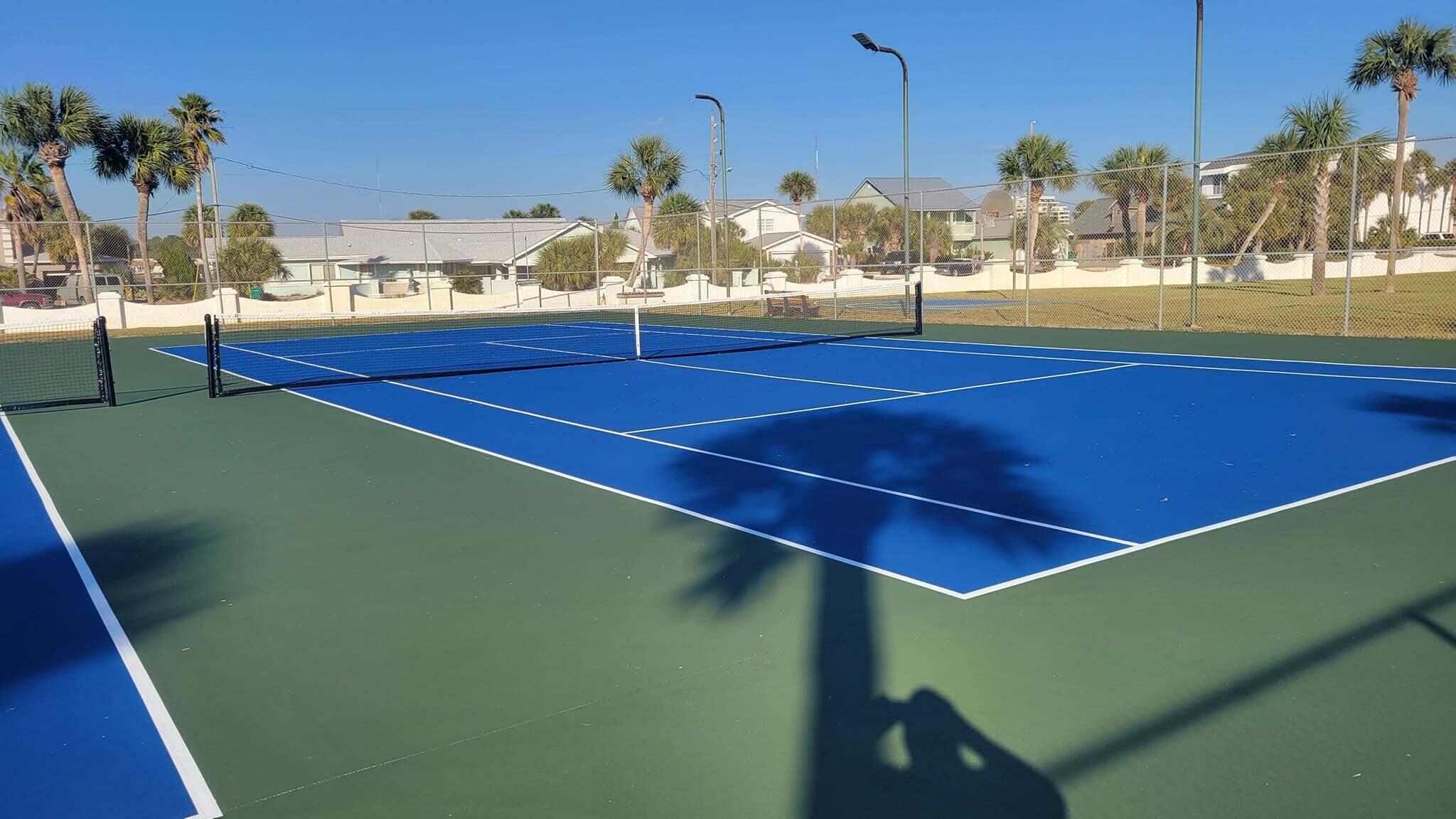 EL MATADOR CONDO - Residential