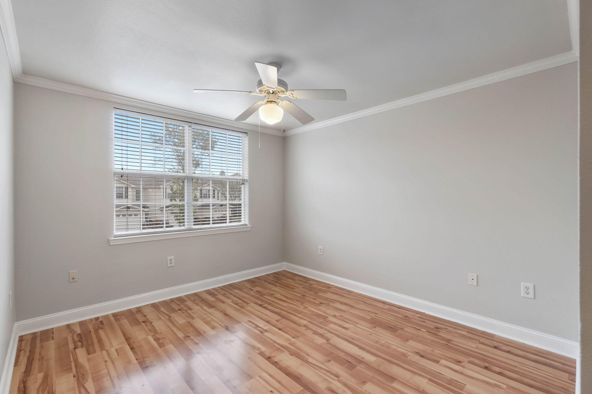 EAGLES LANDING - Residential Lease