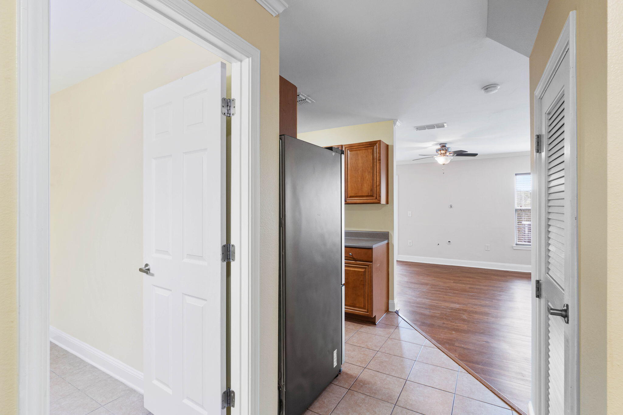 EAGLES LANDING - Residential Lease