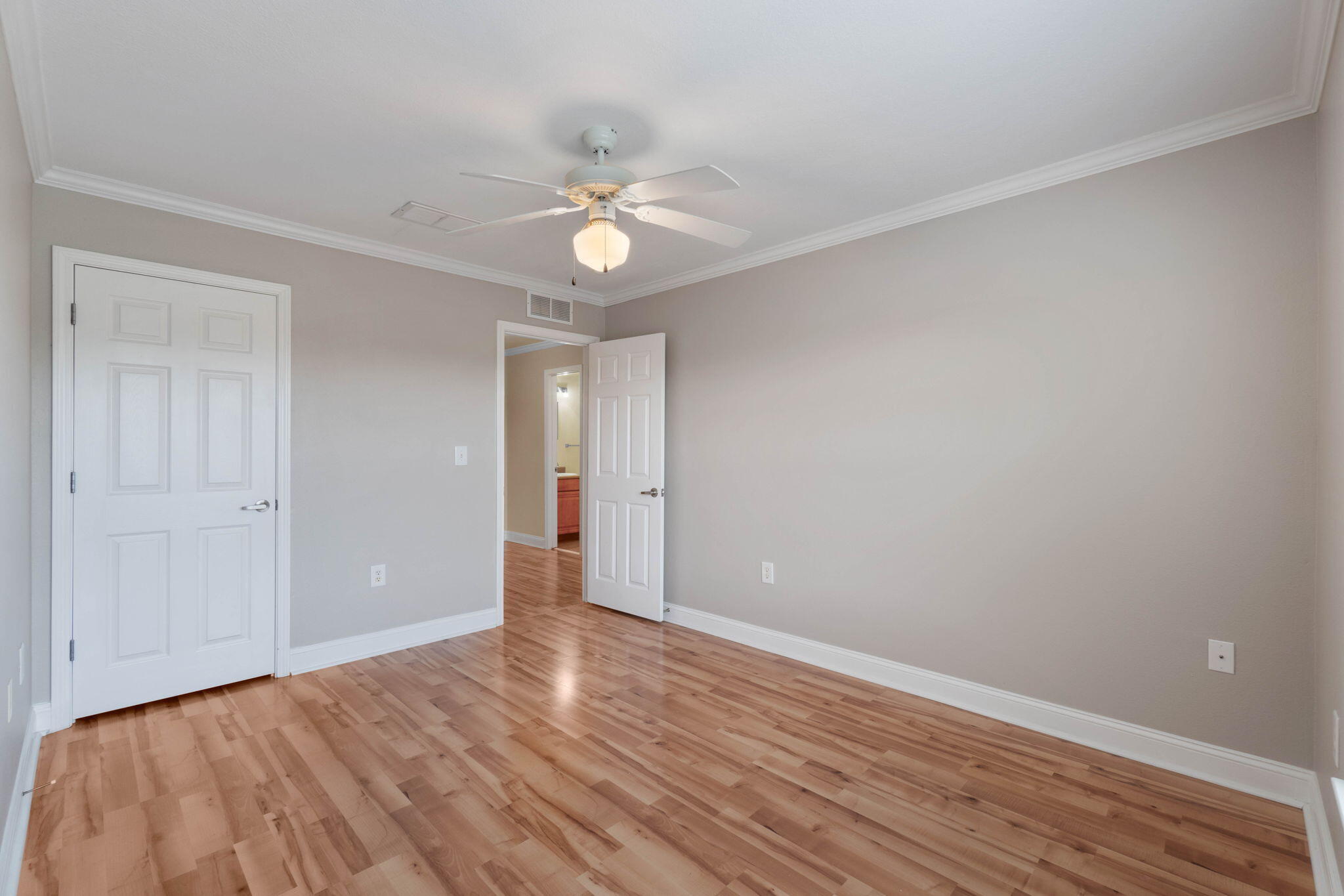 EAGLES LANDING - Residential Lease