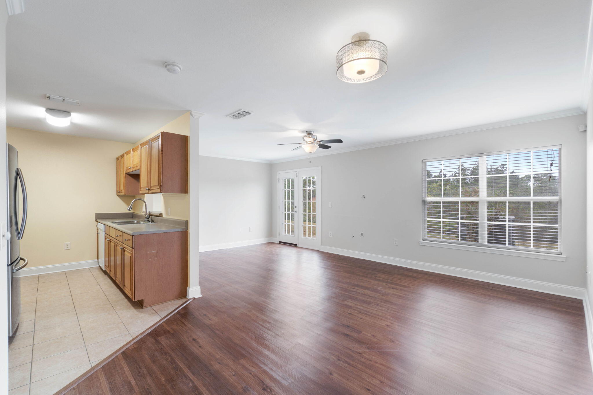 EAGLES LANDING - Residential Lease