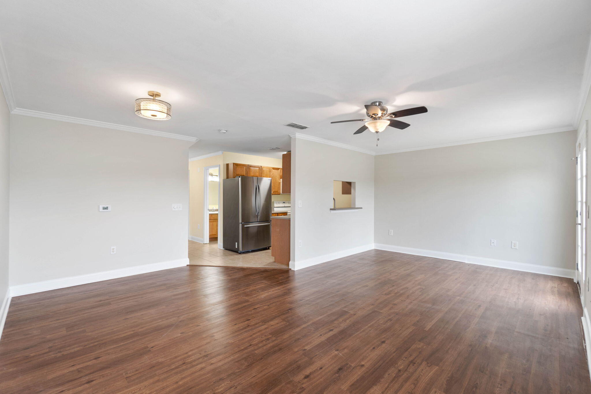EAGLES LANDING - Residential Lease