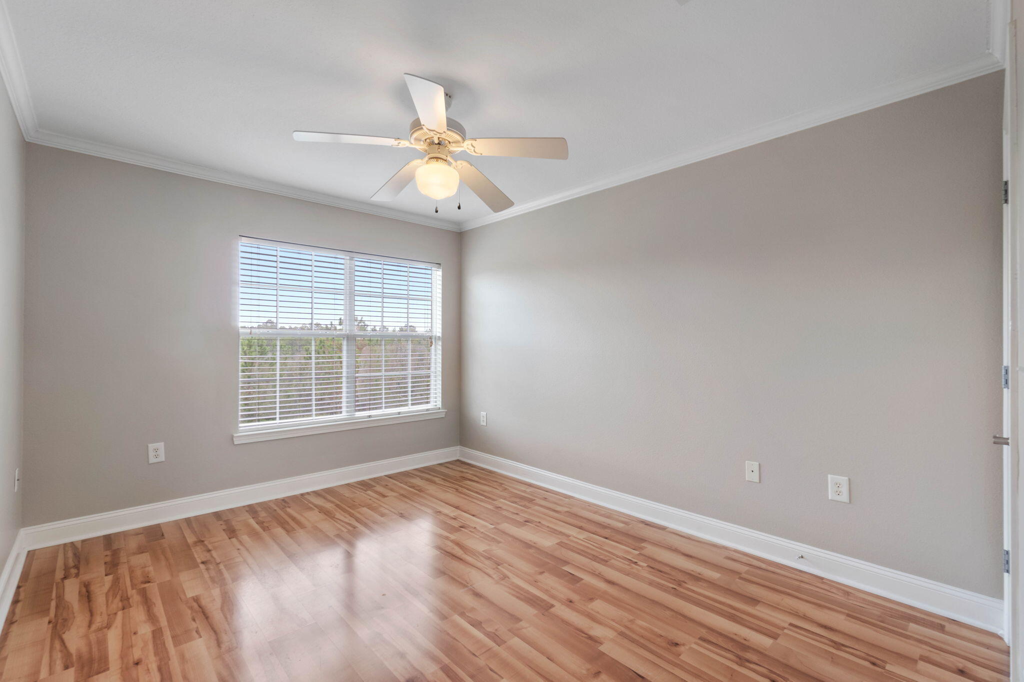EAGLES LANDING - Residential Lease