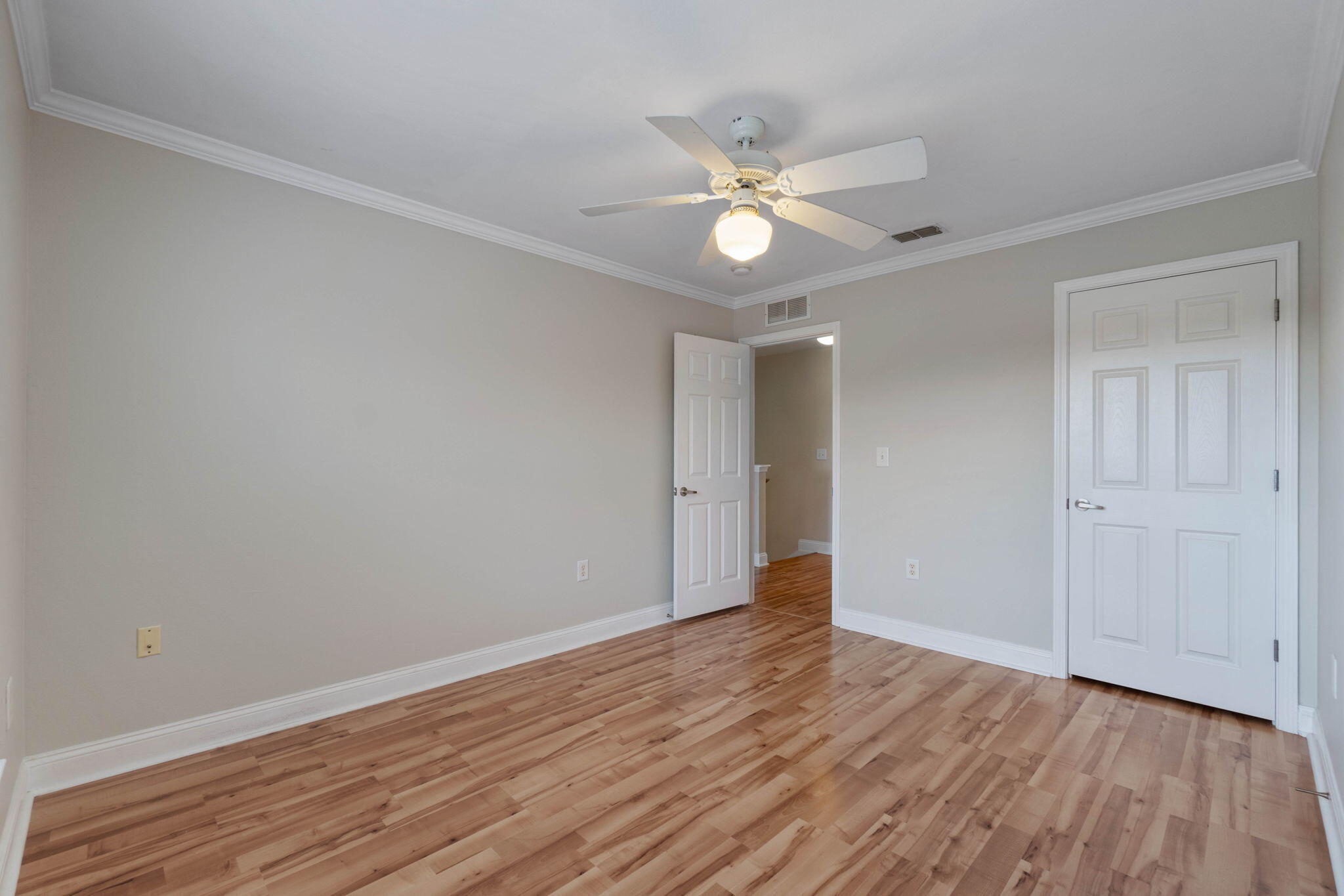 EAGLES LANDING - Residential Lease