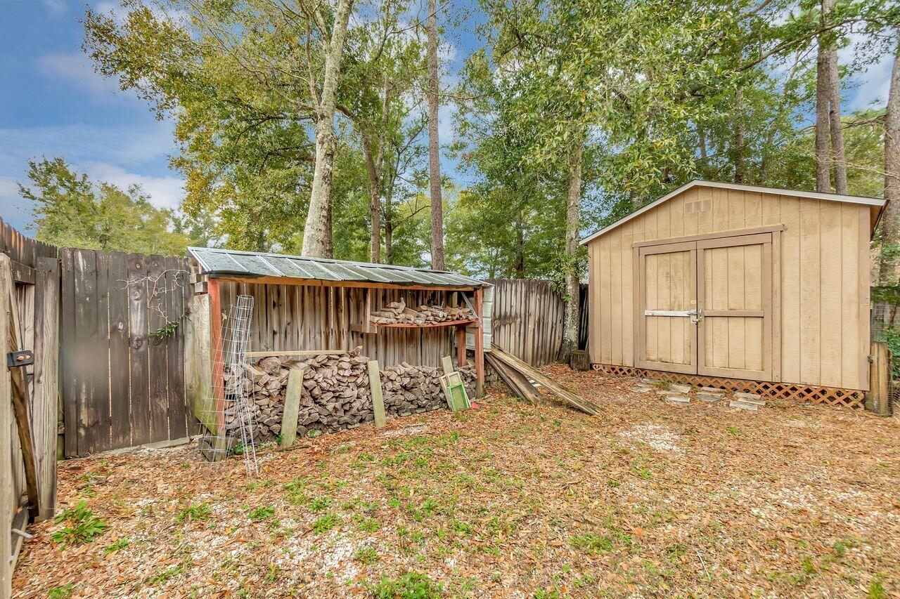 WOODBURY FOREST - Residential