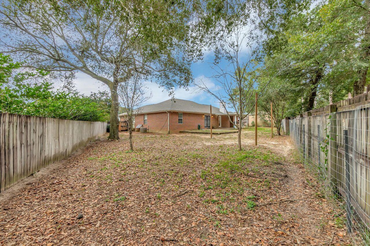WOODBURY FOREST - Residential