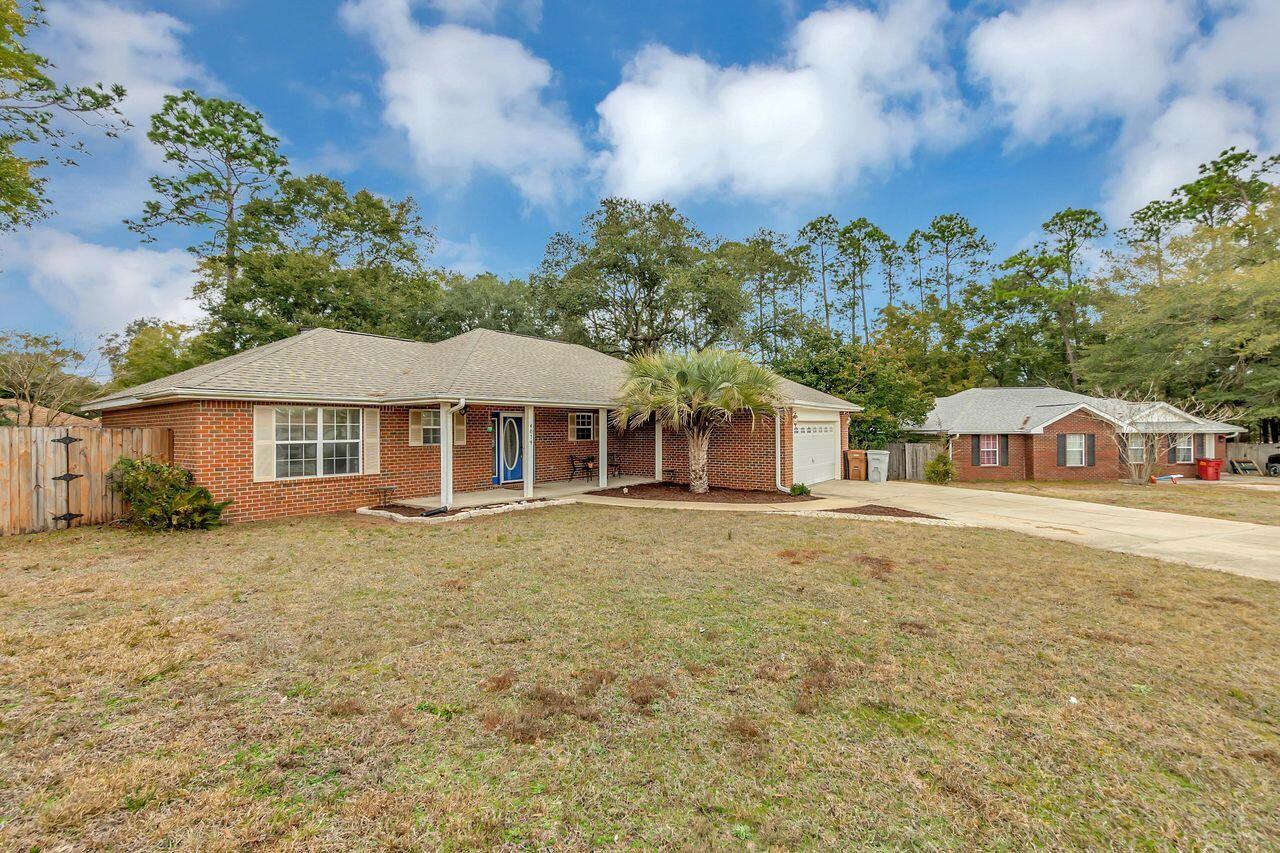 WOODBURY FOREST - Residential
