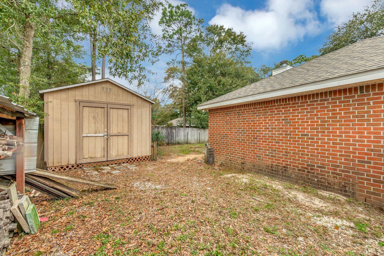 WOODBURY FOREST - Residential