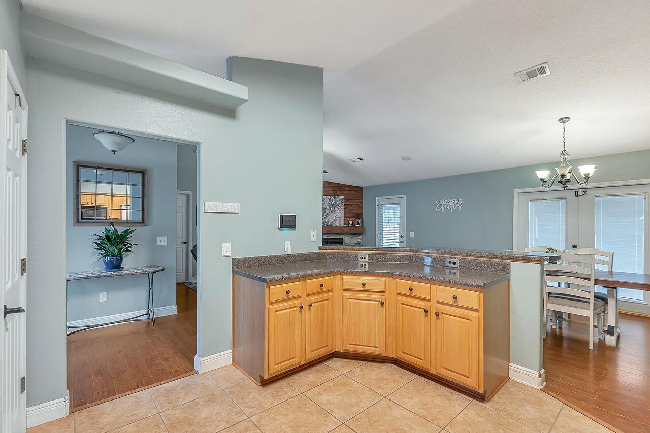 WOODBURY FOREST - Residential