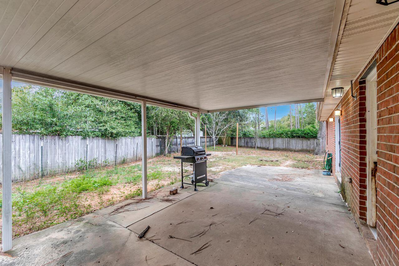 WOODBURY FOREST - Residential