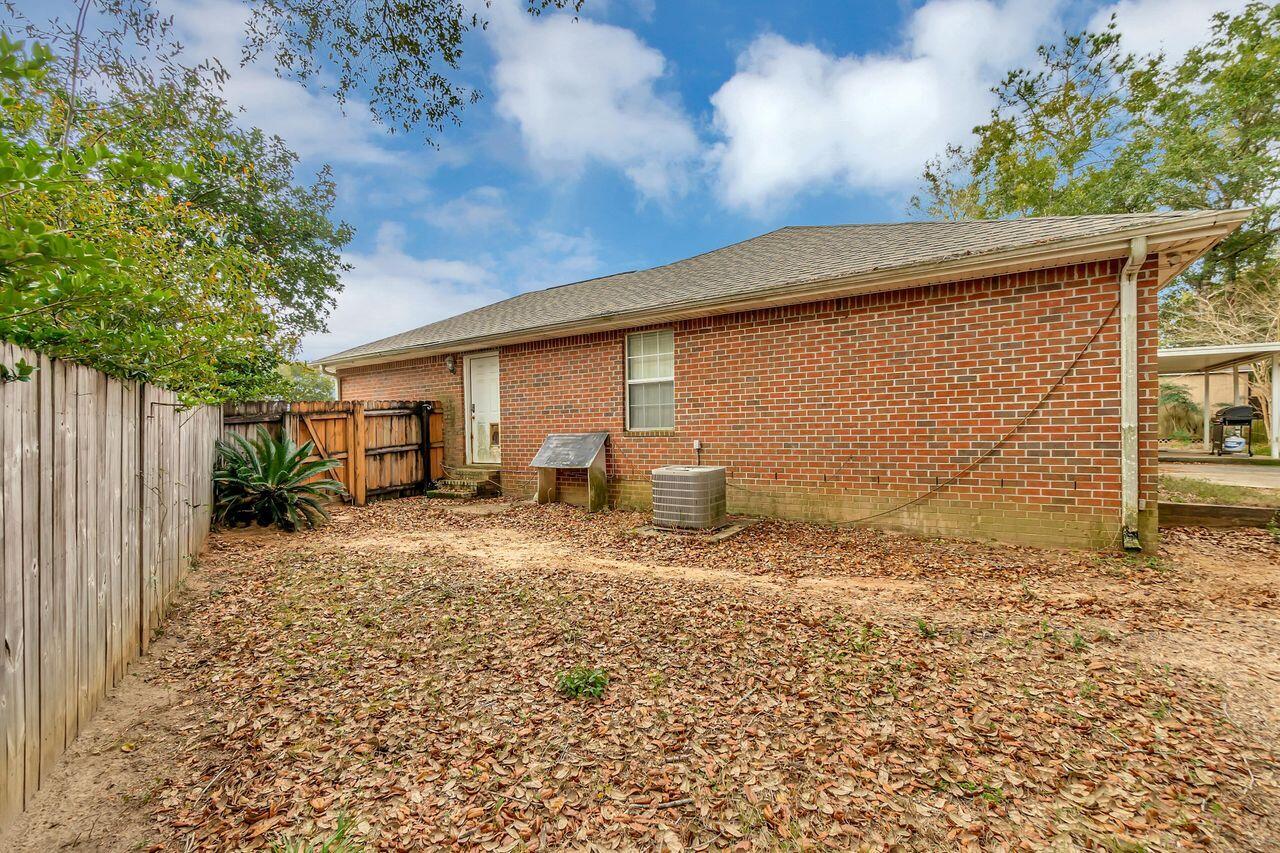 WOODBURY FOREST - Residential