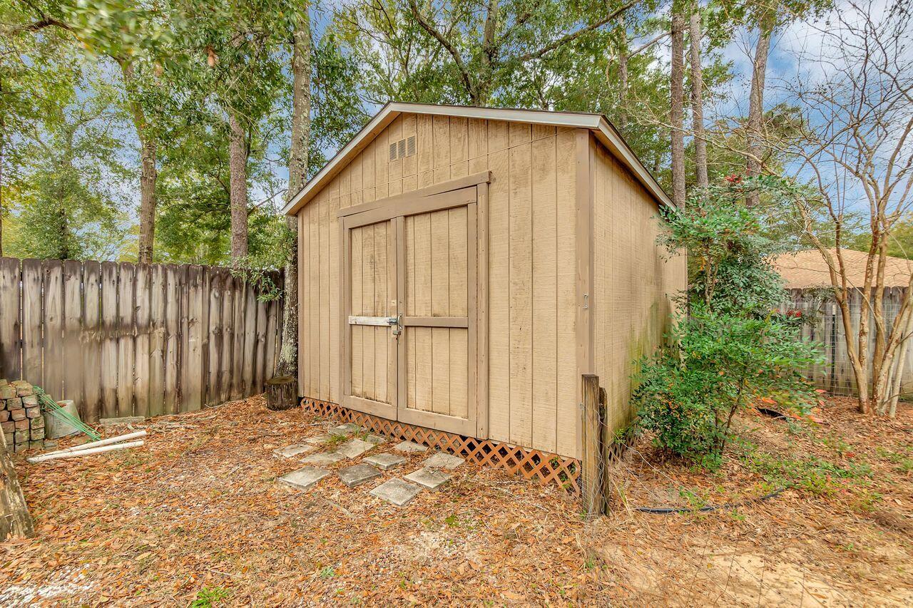 WOODBURY FOREST - Residential