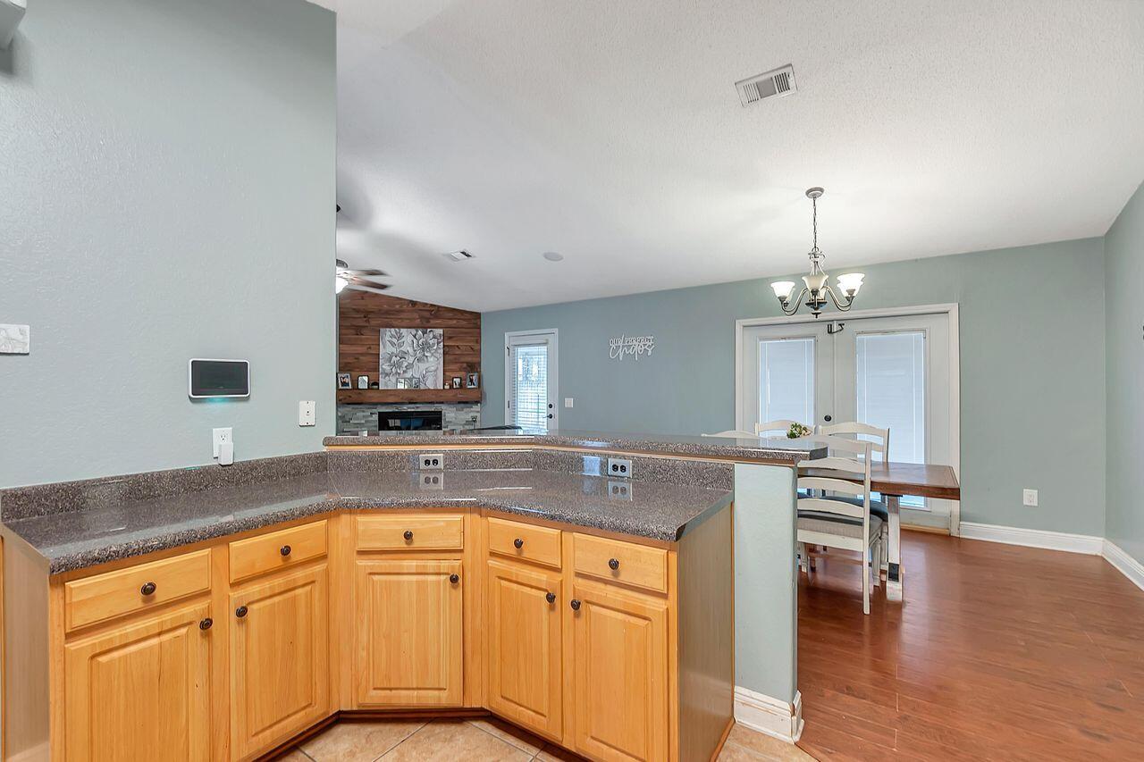 WOODBURY FOREST - Residential
