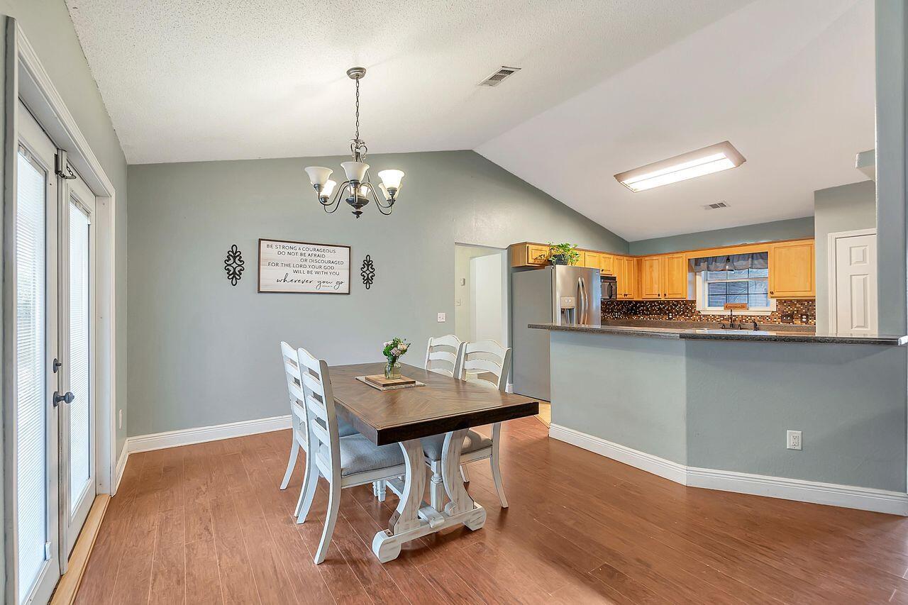 WOODBURY FOREST - Residential