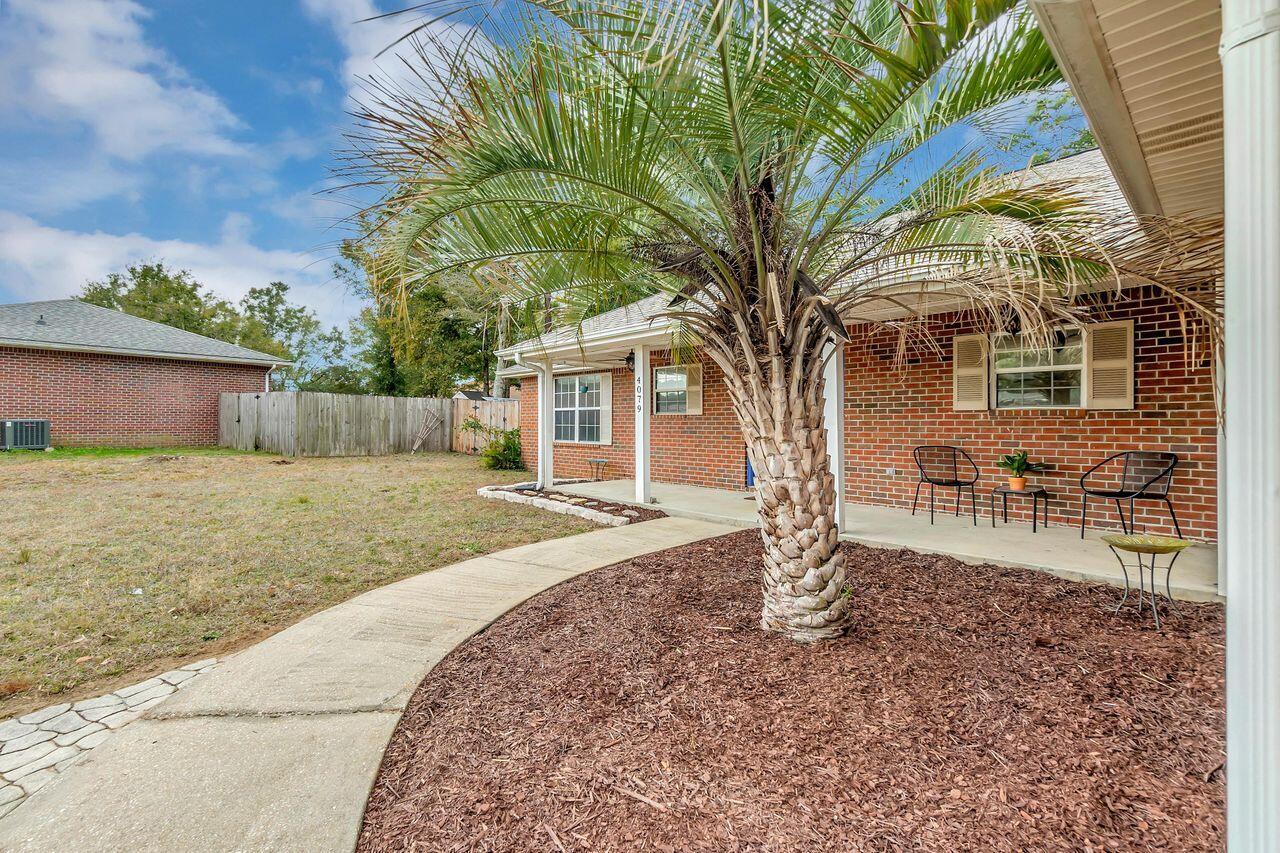 WOODBURY FOREST - Residential