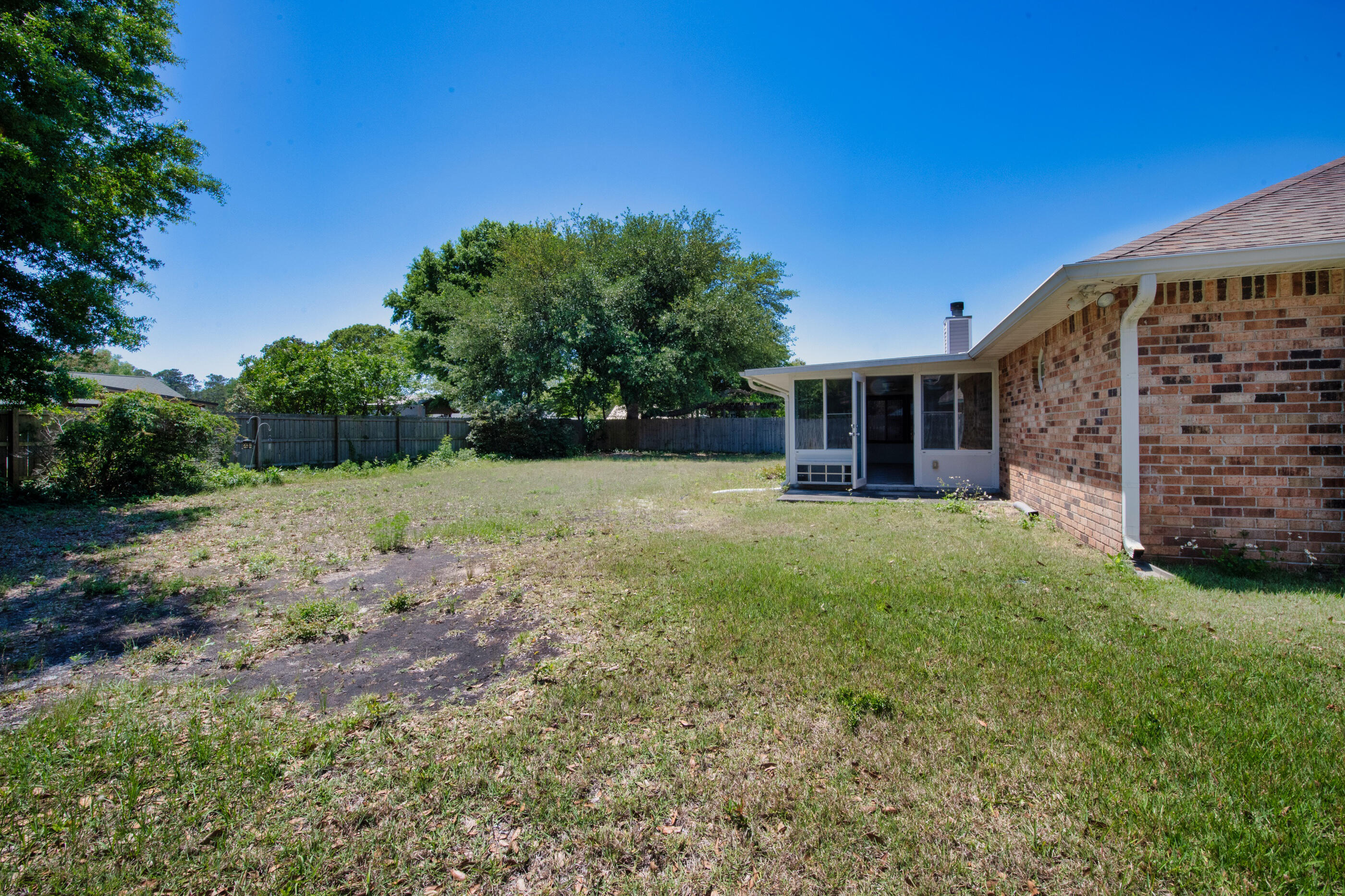 BRISTOL VILLAGE RAINTREE ESTATES - Residential