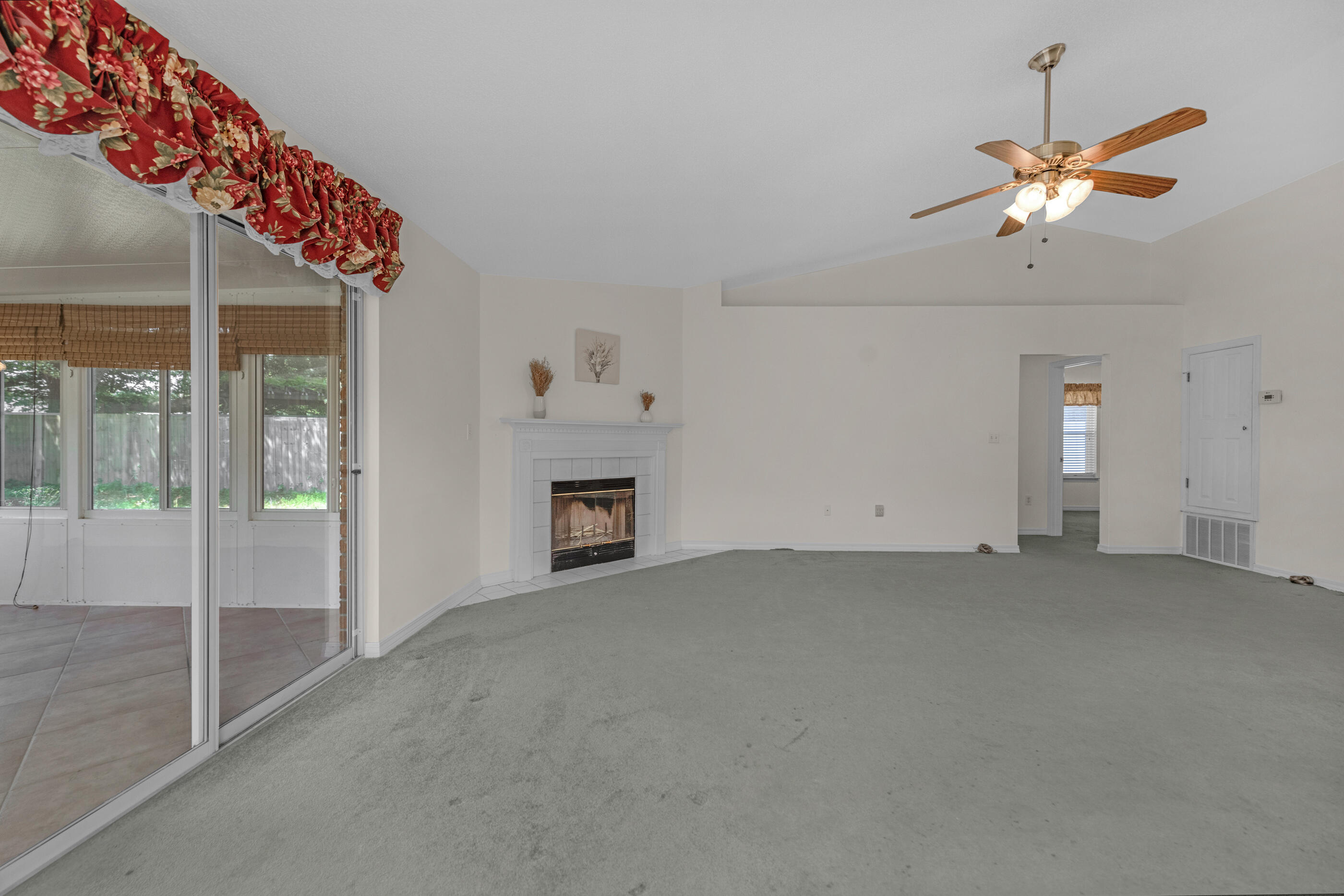 BRISTOL VILLAGE RAINTREE ESTATES - Residential