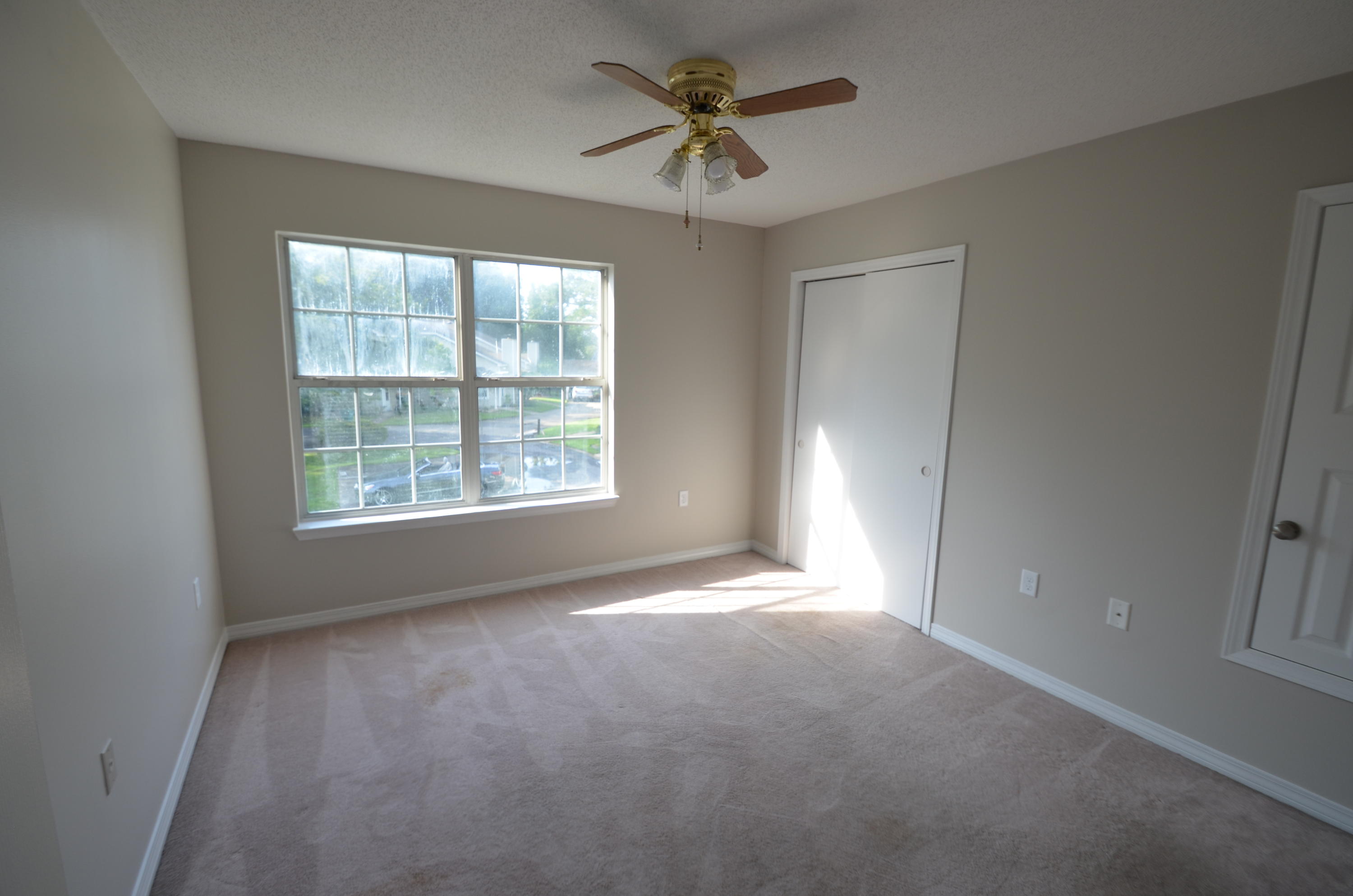 EMERALD GARDENS - Residential