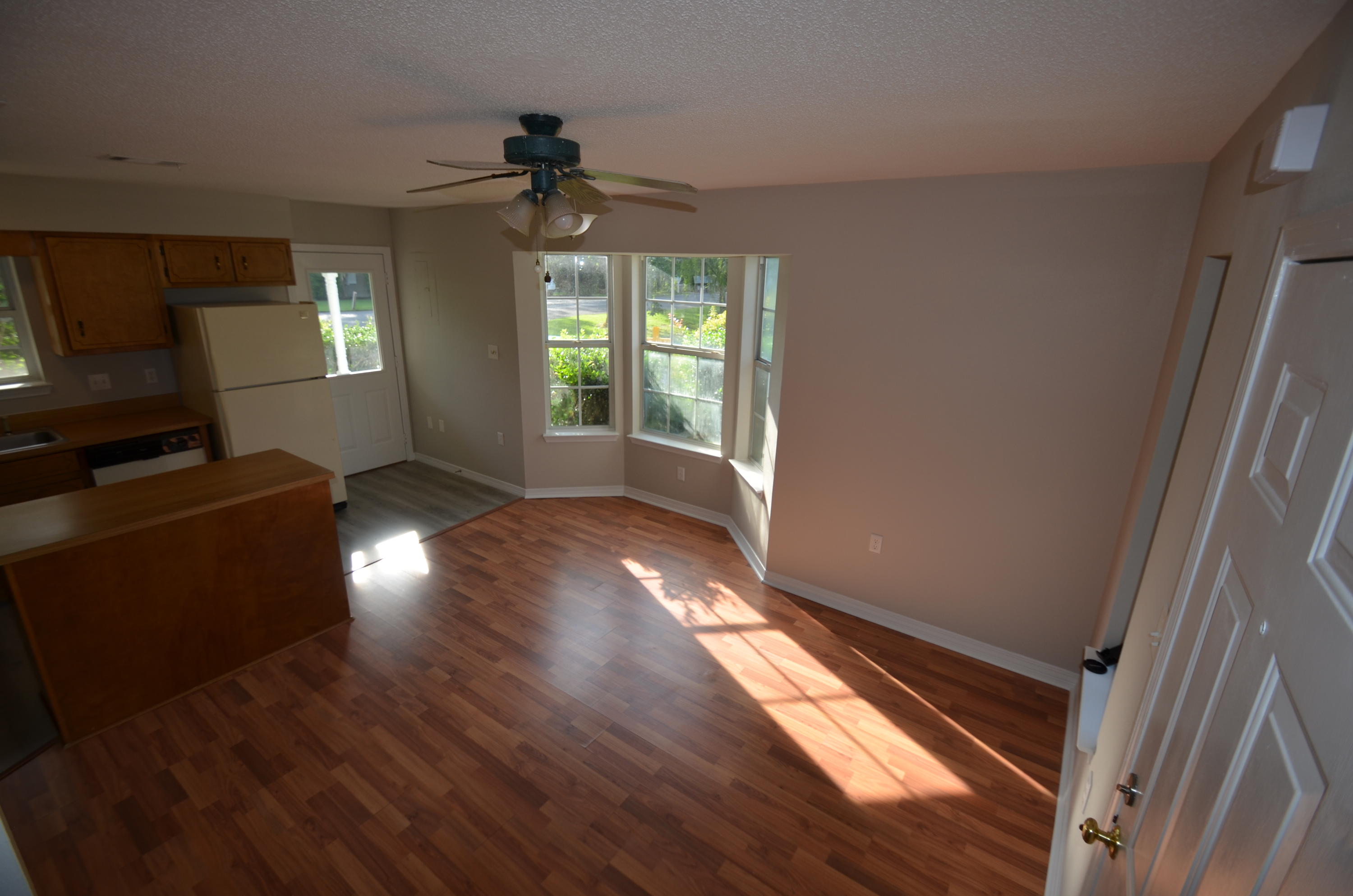 EMERALD GARDENS - Residential