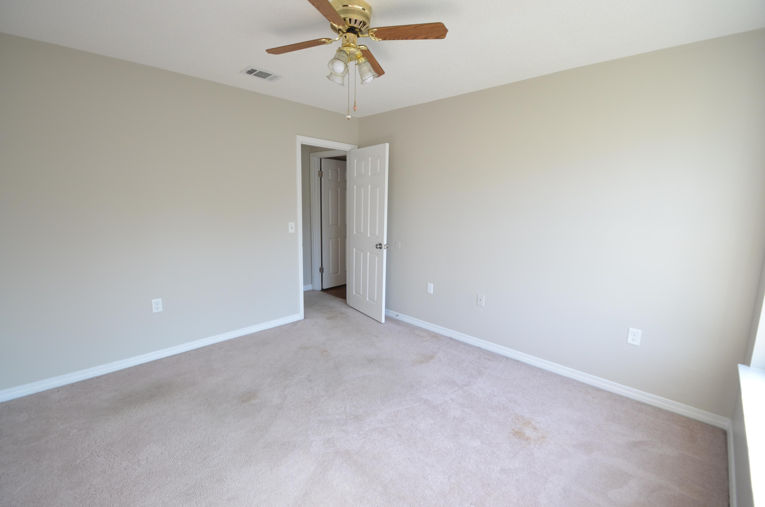 EMERALD GARDENS - Residential